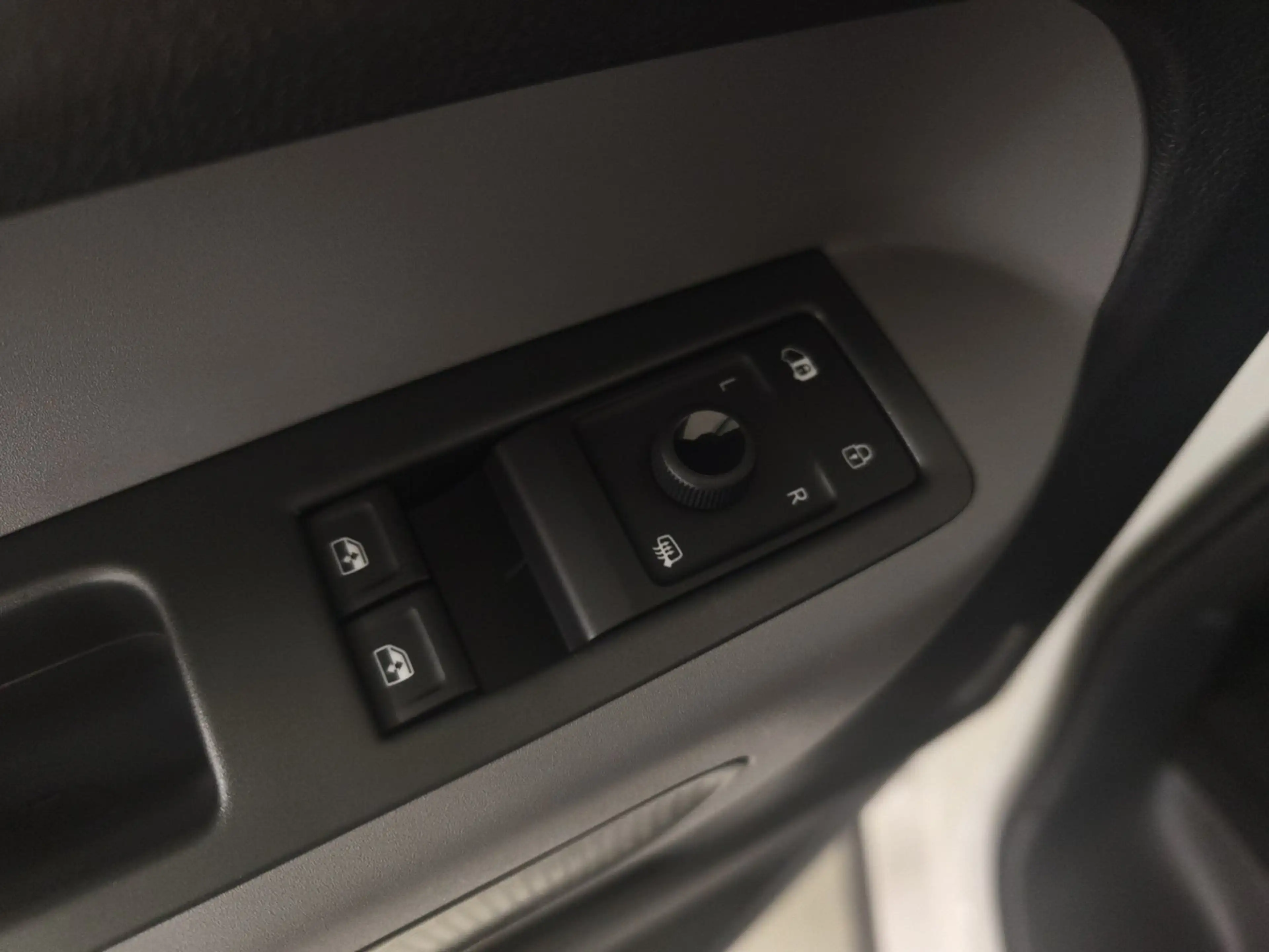 Volkswagen ID. Buzz VW ID. Buzz Cargo Pure Entry 140 kW — photo 16