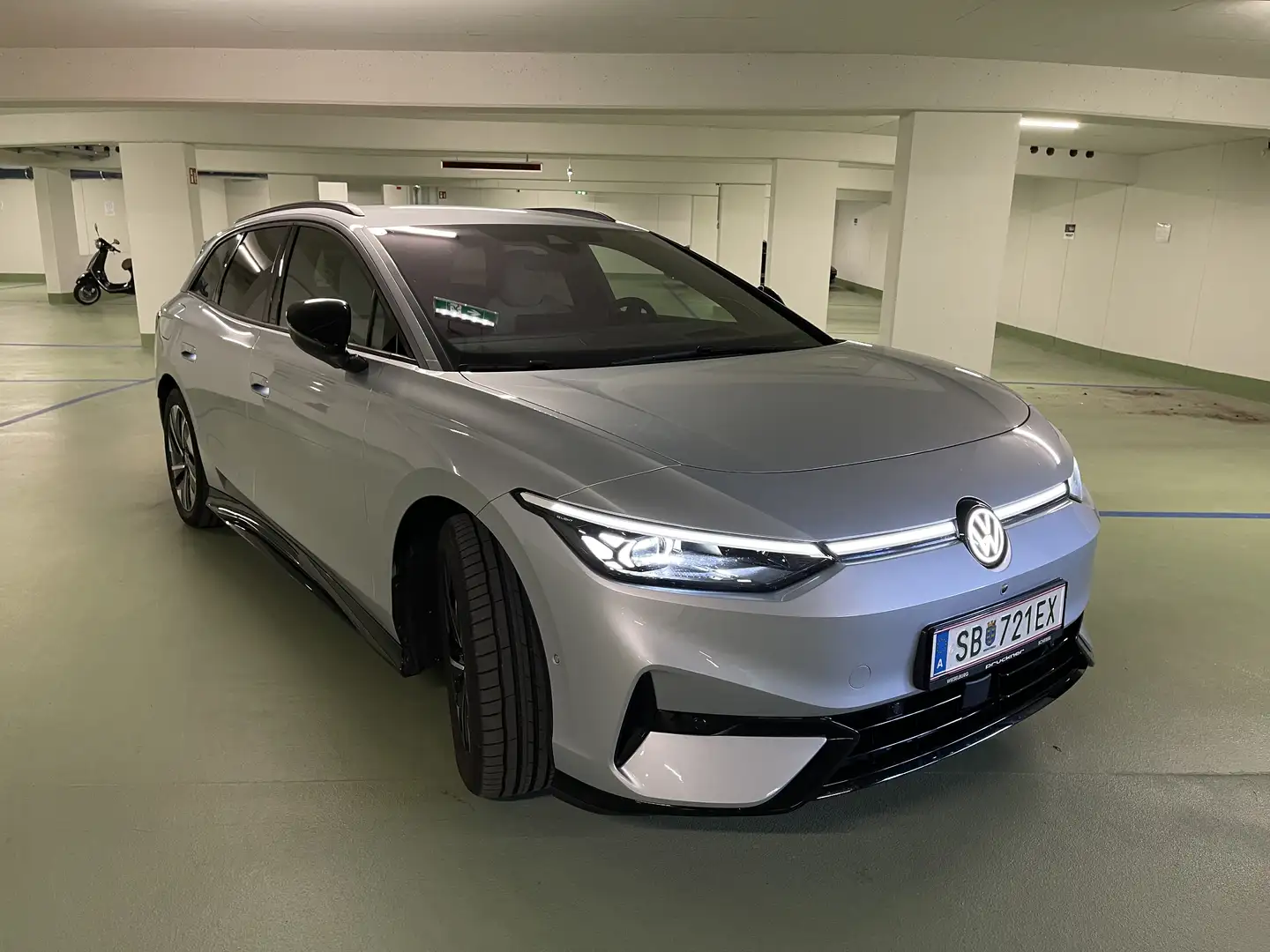 Volkswagen ID.7 Tourer Pro Business 210 kW / 77kWh - 2