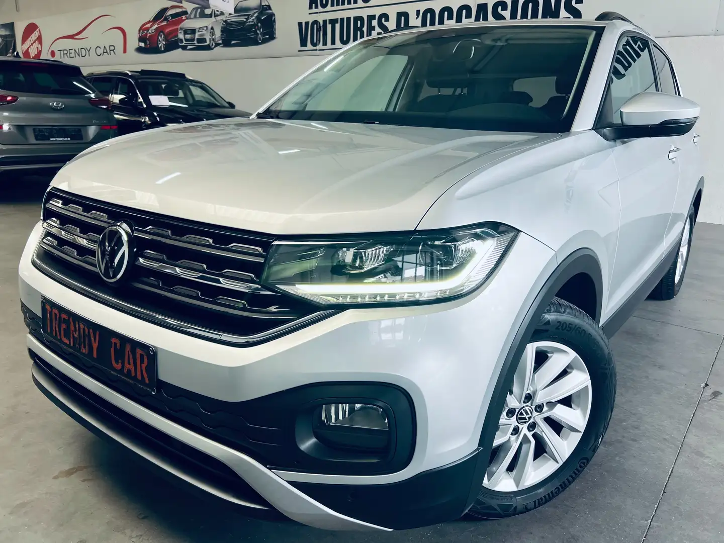 Volkswagen T-Cross 1.0 TSI Life EU6d NAVI+LED+CAMERA+CARNET+GARANTIE Gris - 1