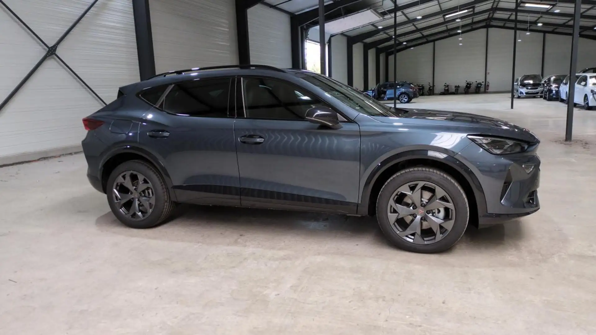 CUPRA Formentor 1.5 eTSI Hybrid 150 ch DSG7 V Grau - 2