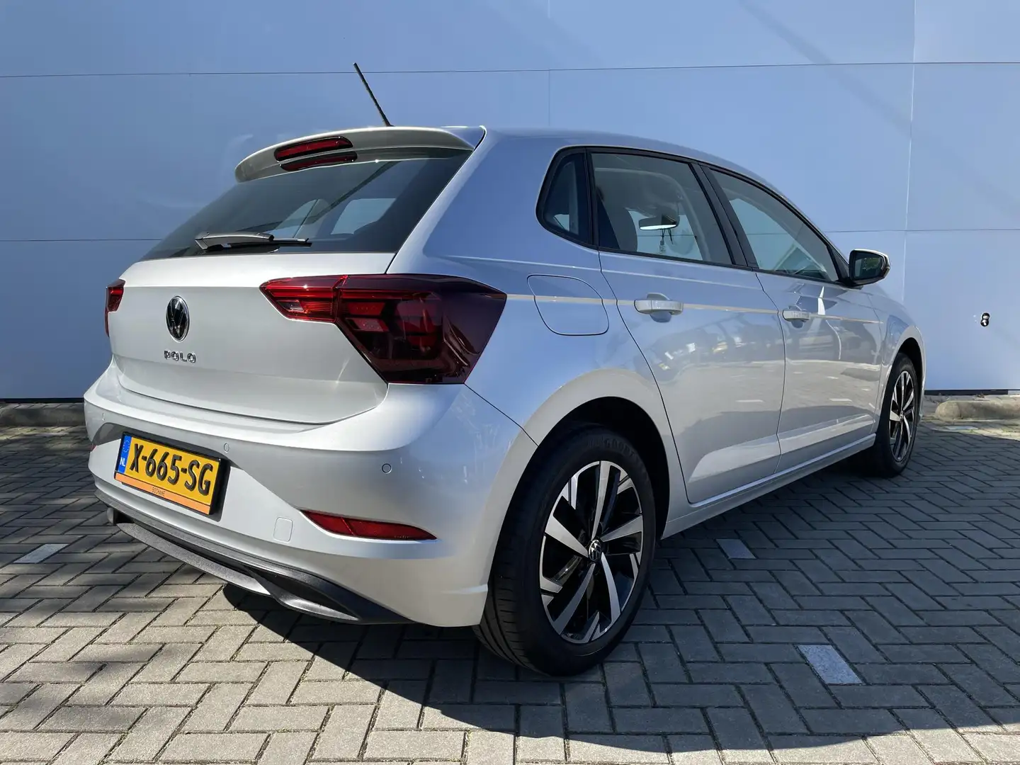 Volkswagen Polo 1.0 TSI Go | Camera | Virtual cockpit | Grijs - 2