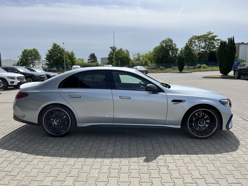 Mercedes-Benz E 53 AMG 4M+ +Night+AHK+Burmester+360°+Perf-Sitze+KeyGo+ — photo 4