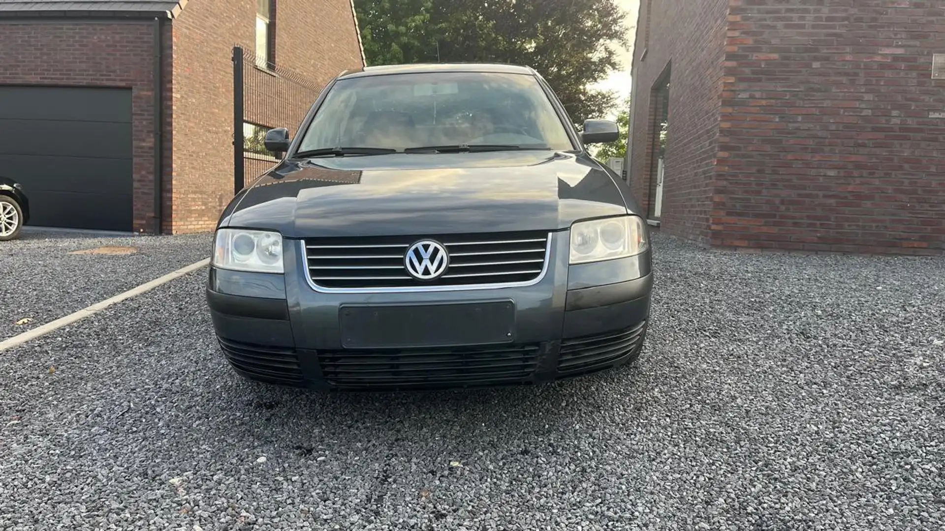 Volkswagen Passat 1.6 Comfortline Family Bleu - 2