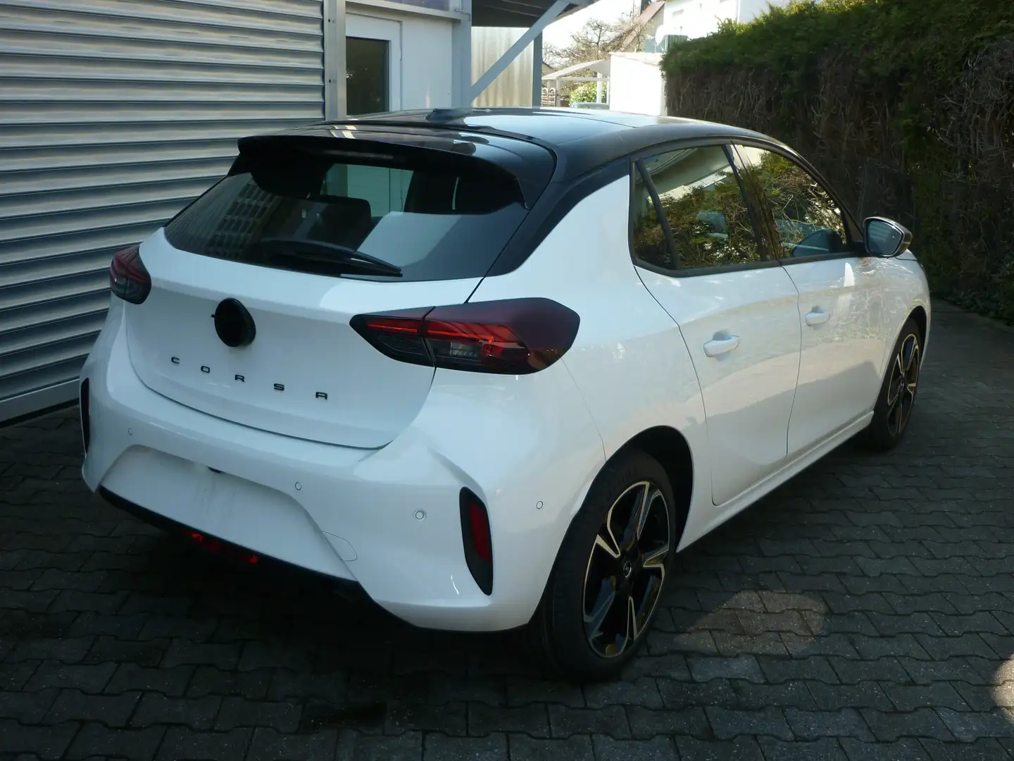 Opel Corsa 1.2 GS Line-Panoramadach-LED-Sitzheizung Weiß - 2