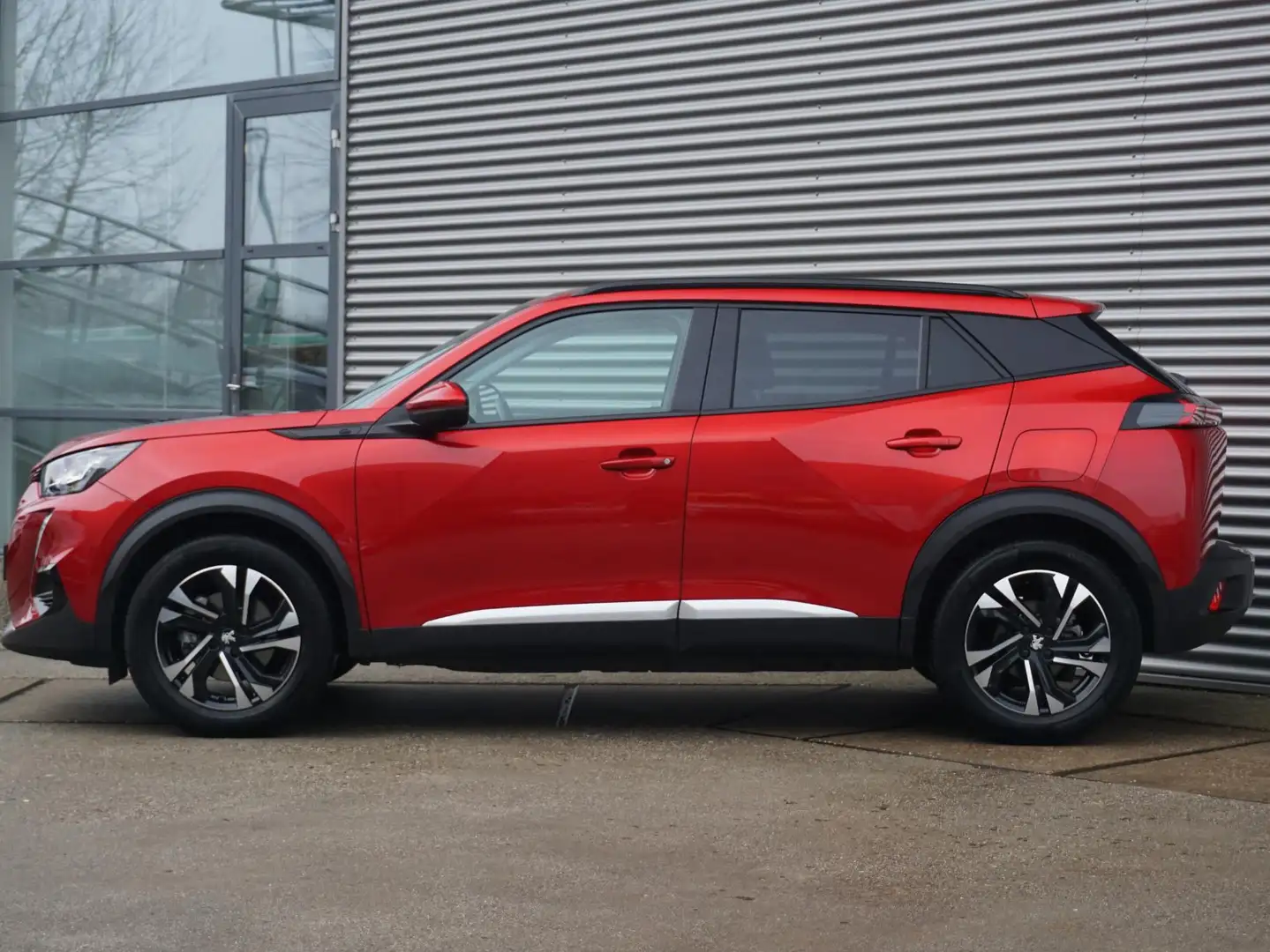 Peugeot e-2008 EV Allure Pack 50 kWh Rood - 2