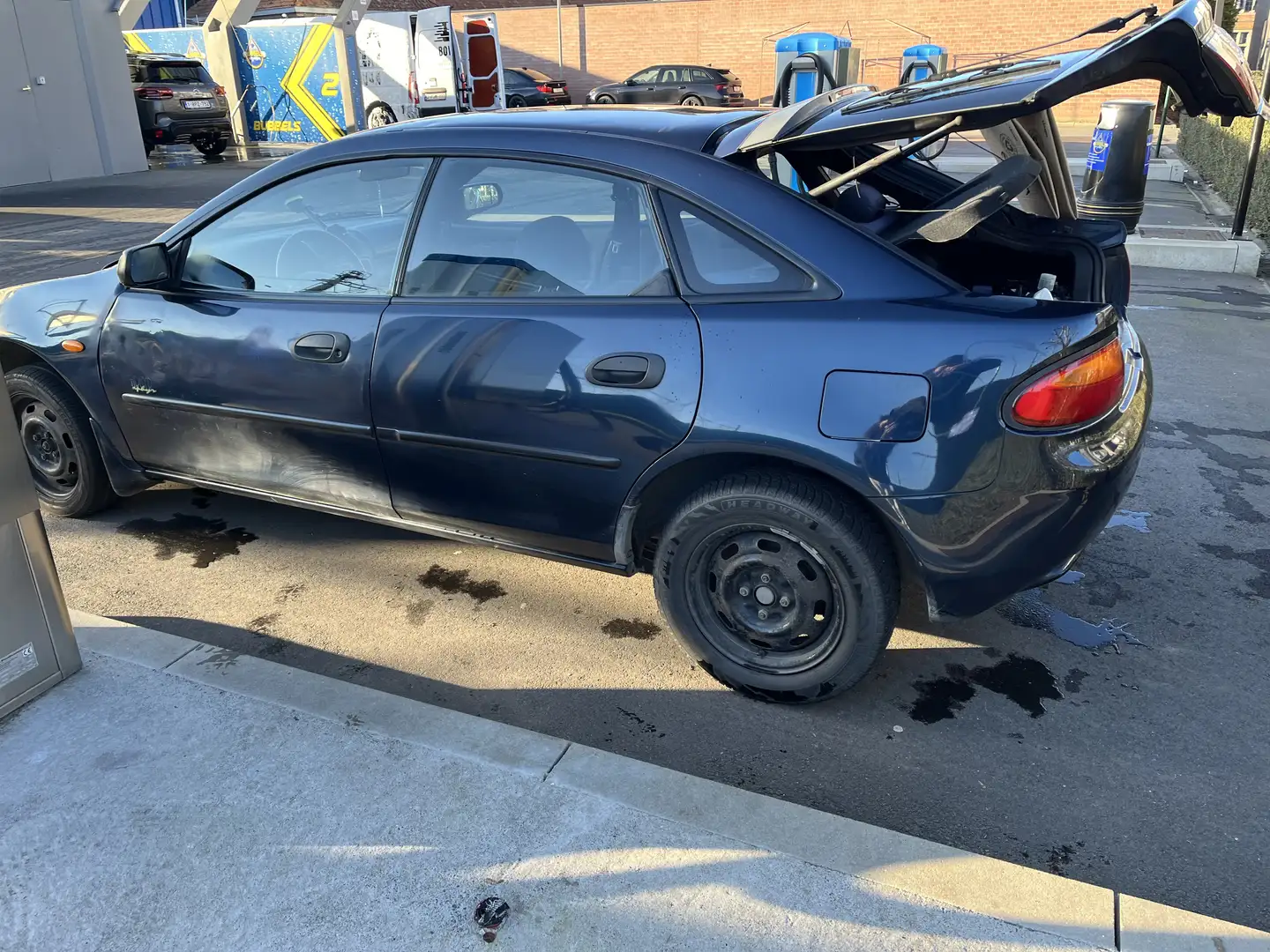 Mazda 323 1.5i 16v TSi - 2