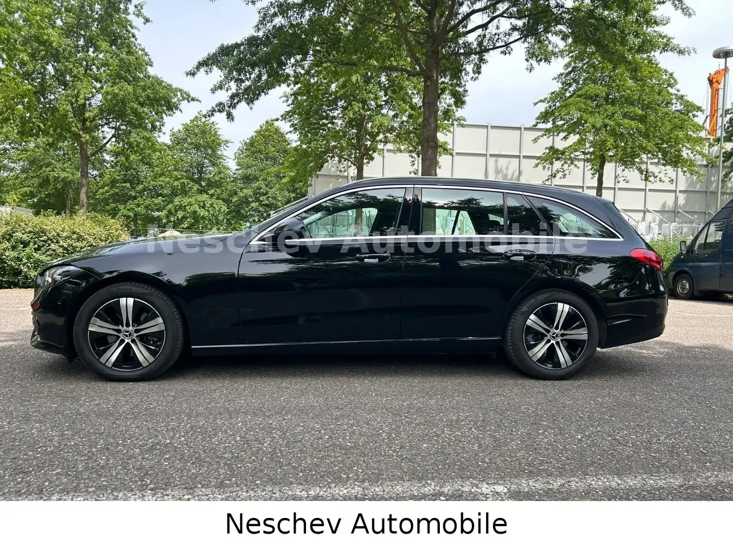 Mercedes-Benz C 200 d T Aut Avantgarde Navi/LED/8xAlu/1.Hd. Negro - 2