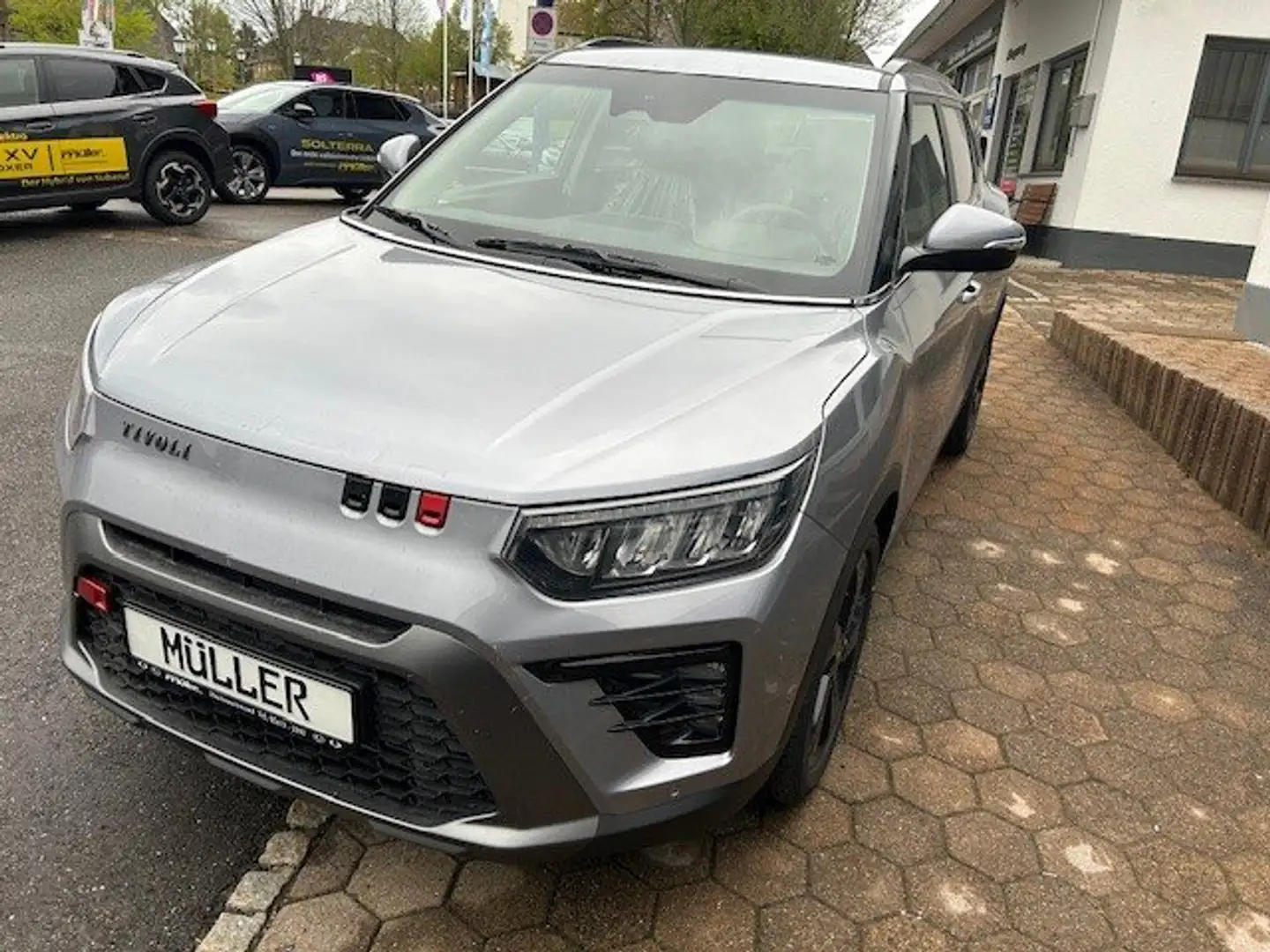 SsangYong Tivoli 1.5 T-GDi 2WD Aut. Blackline MJ24 Silber - 1