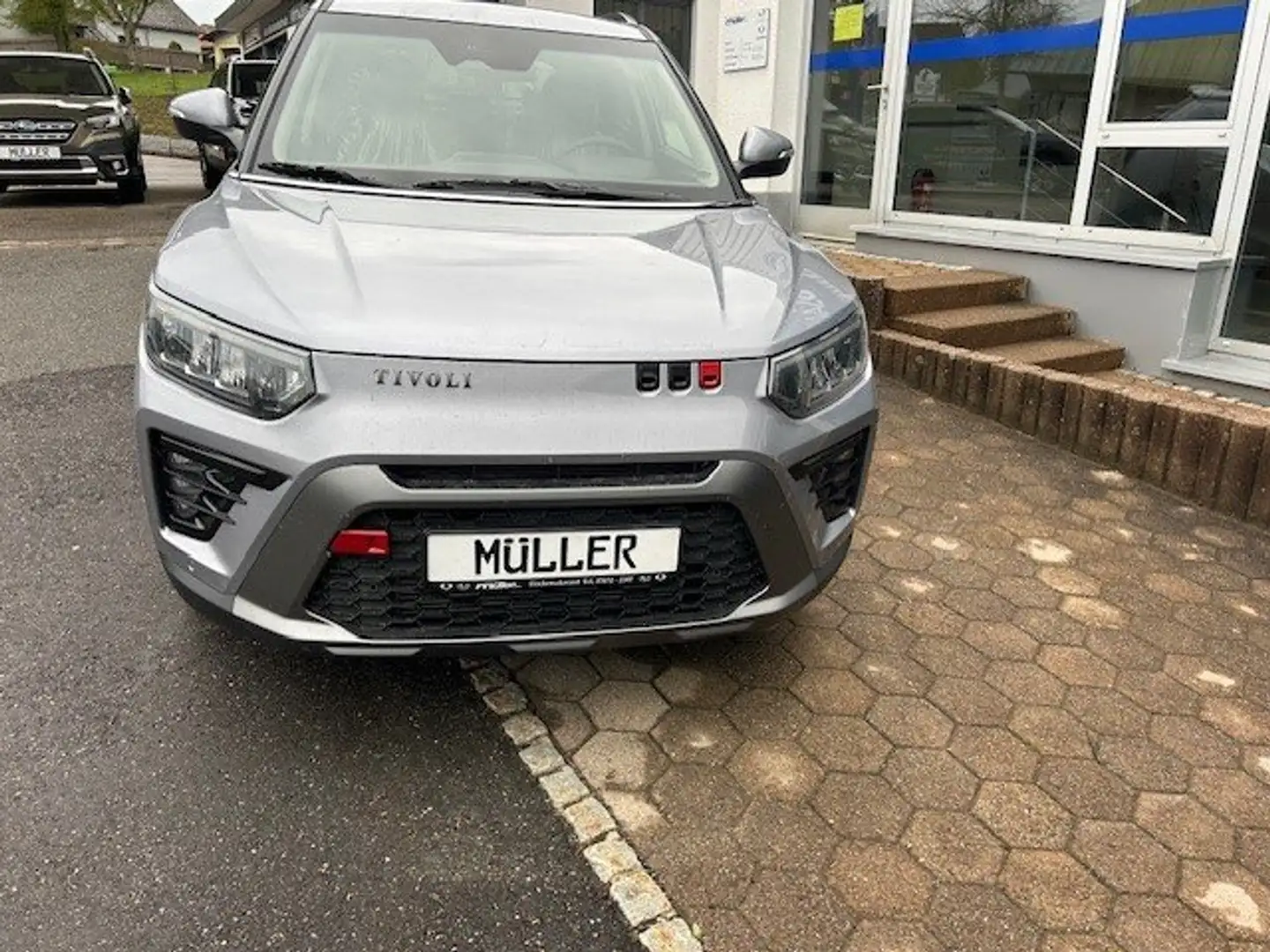SsangYong Tivoli 1.5 T-GDi 2WD Aut. Blackline MJ24 Zilver - 2