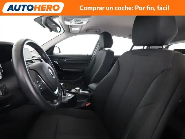 BMW 1 Series view 11