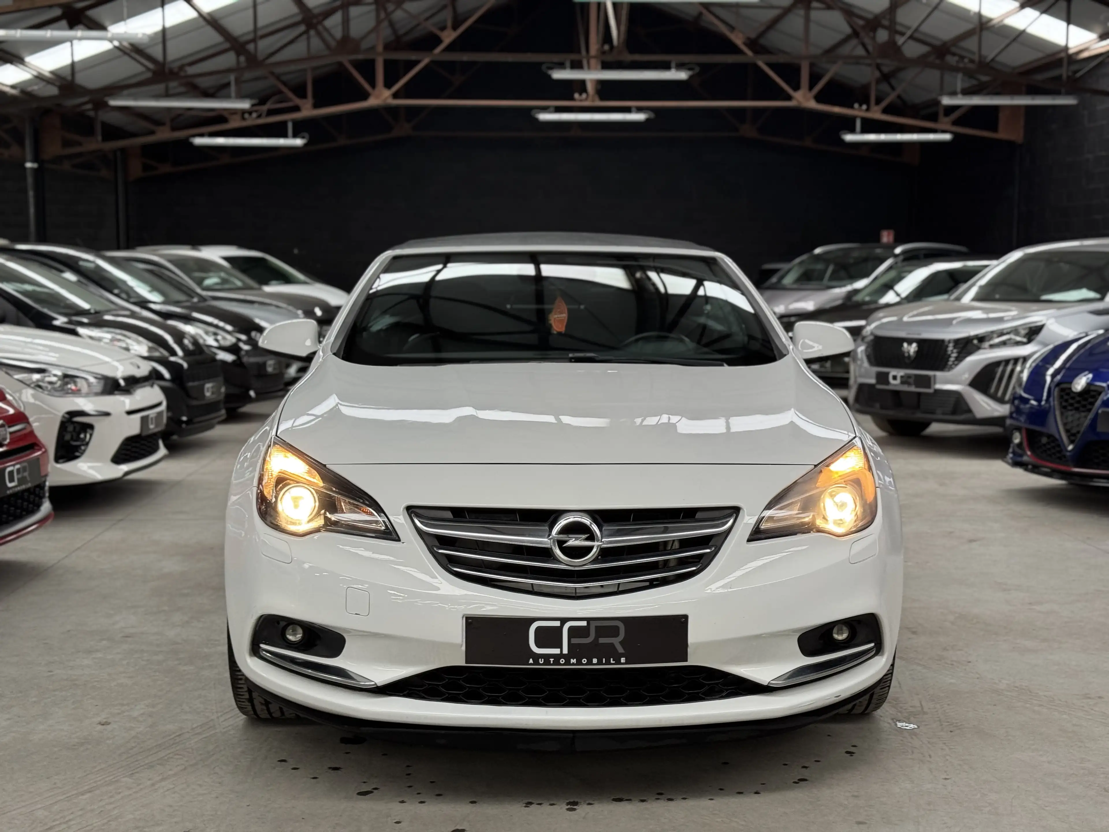 Opel Cascada 1.4 Turbo * RADIO * CLIM * RADAR AR * GARANTIE — photo 2