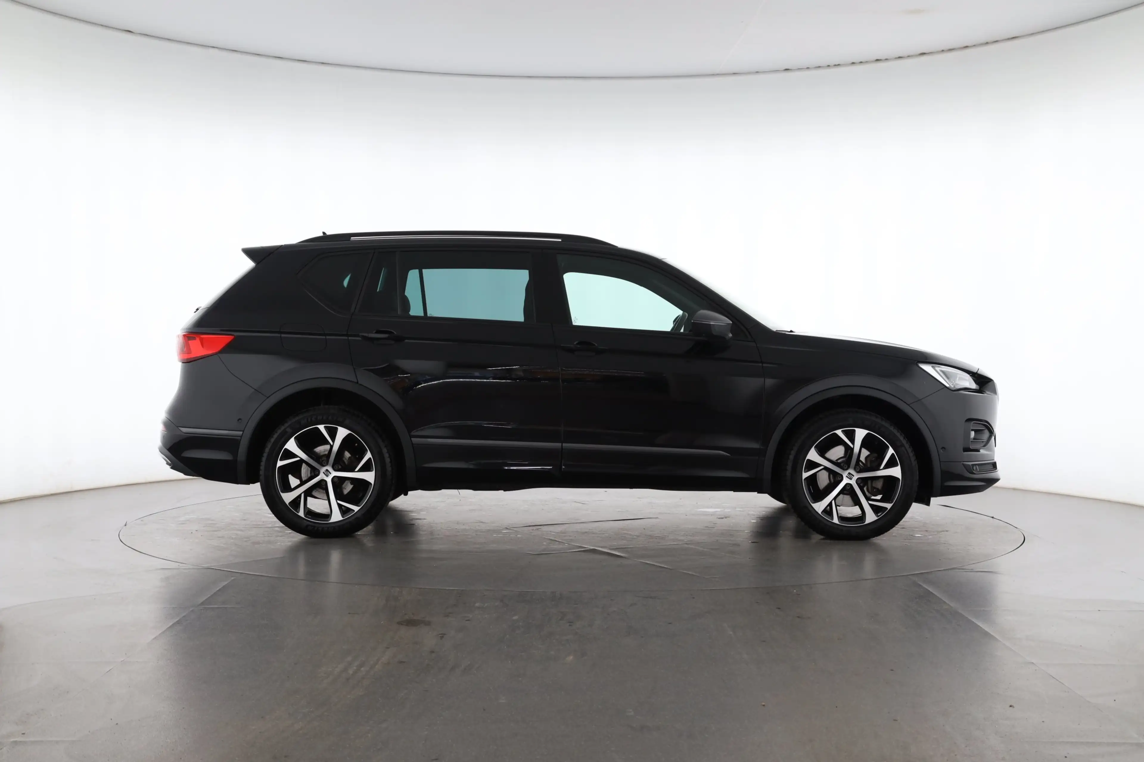 SEAT Tarraco 2.0 TSI DSG 4Drive FR | NAVI | LED | AHK — photo 7
