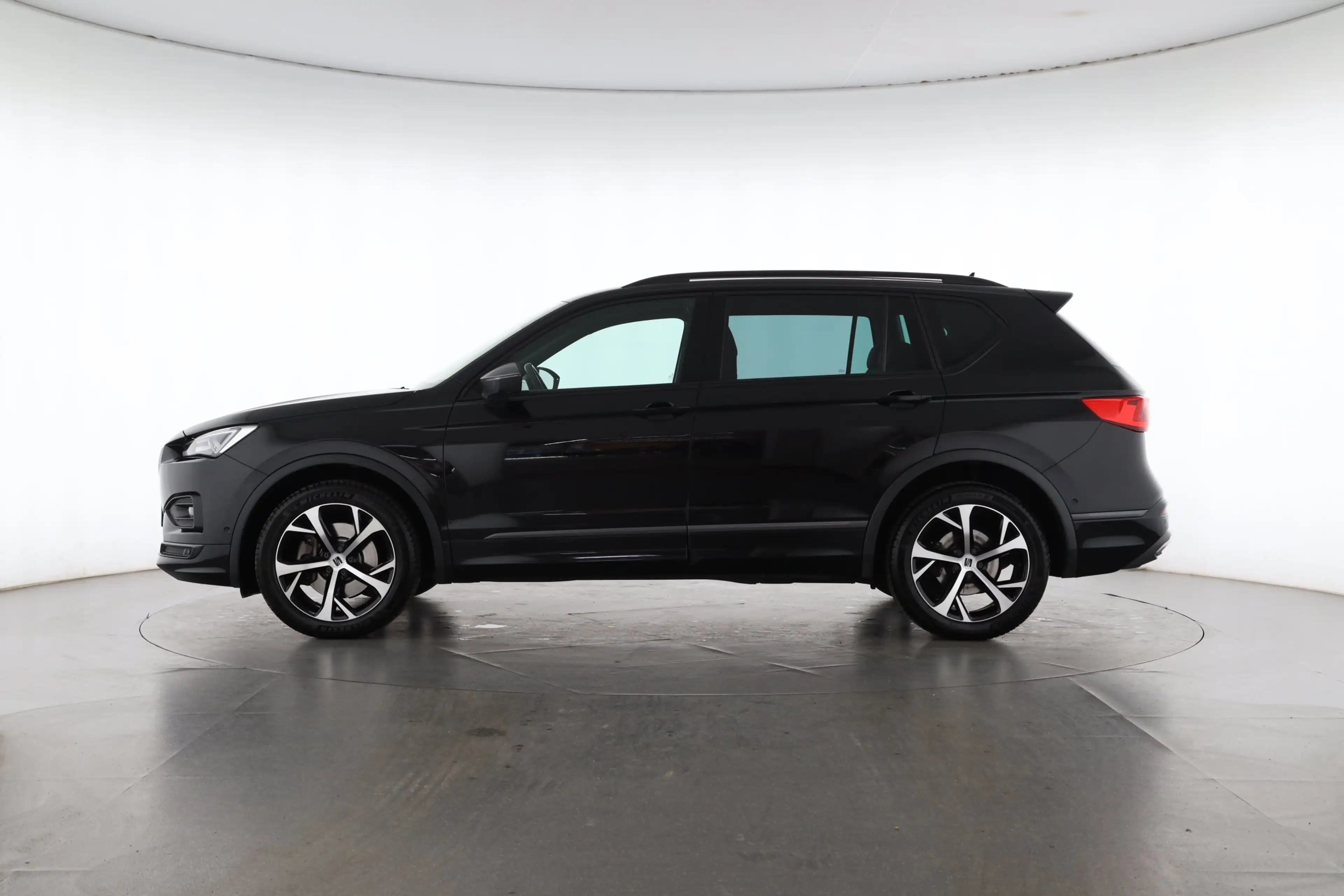 SEAT Tarraco 2.0 TSI DSG 4Drive FR | NAVI | LED | AHK — photo 3