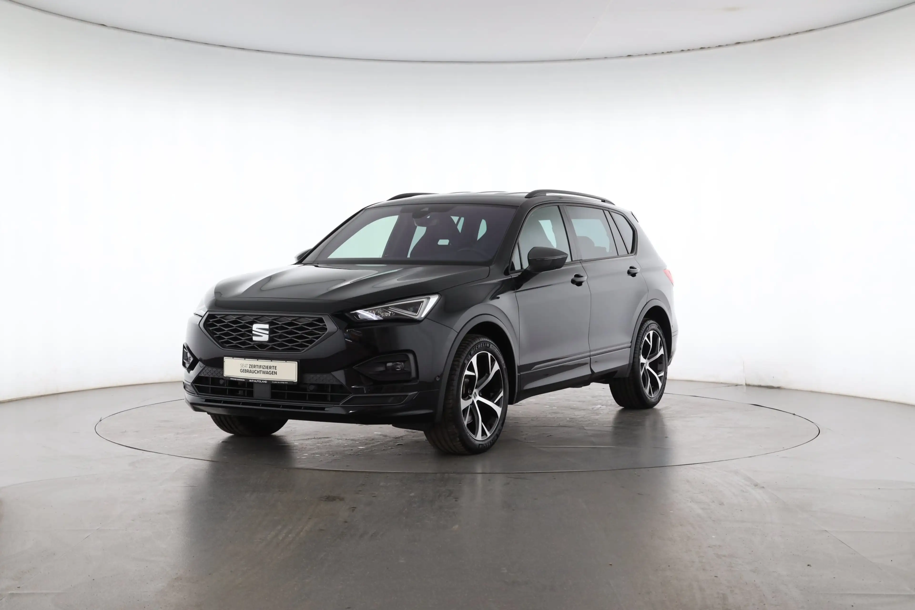 SEAT Tarraco 2.0 TSI DSG 4Drive FR | NAVI | LED | AHK — photo 2