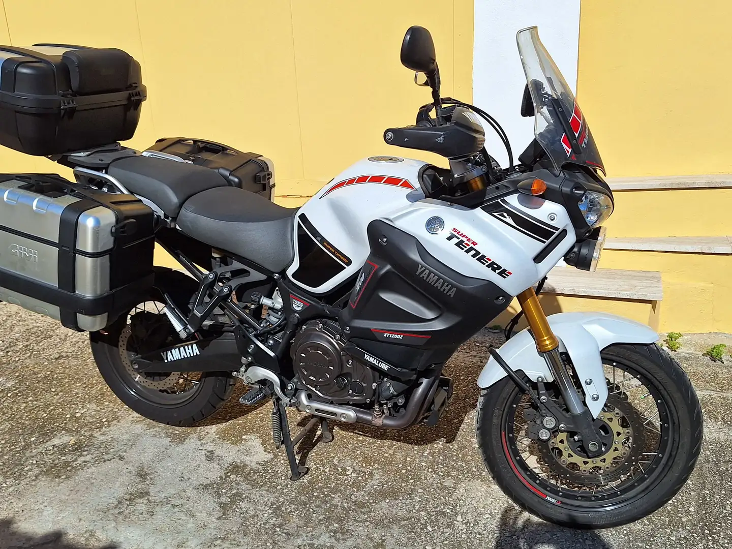 Yamaha XTZ 1200 YAMAHA XT 1200 Z SUPER TENERE Weiß - 1