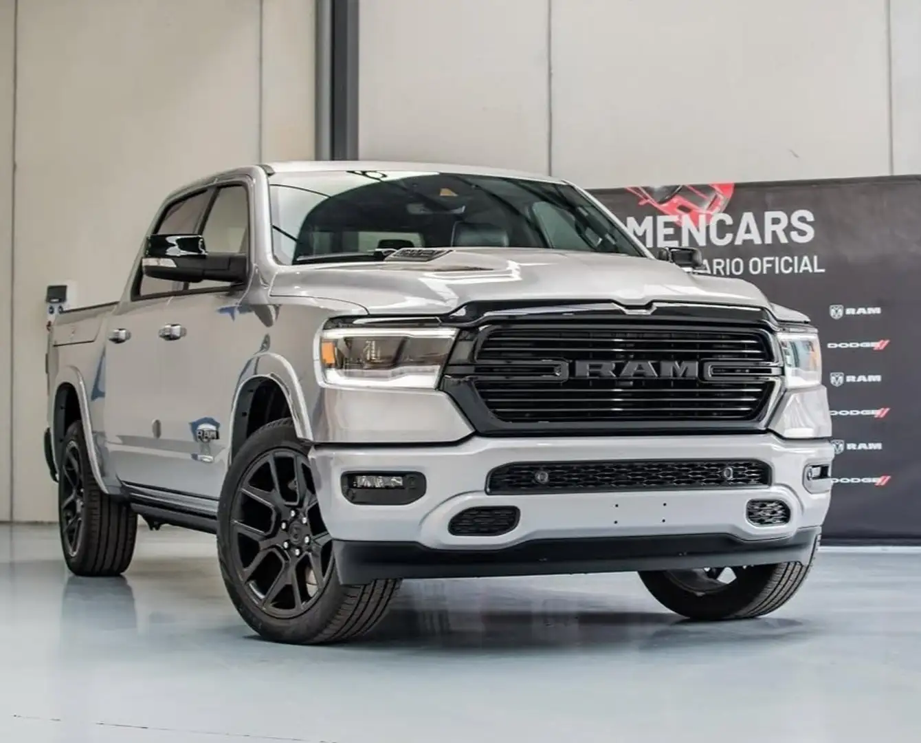RAM Ram pickup Gris - 1