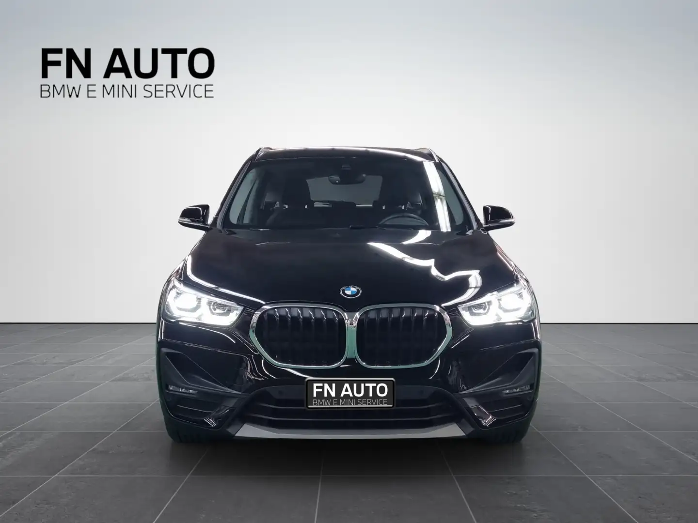 BMW X1 X1 sDrive16d Business Advantage Nero - 2