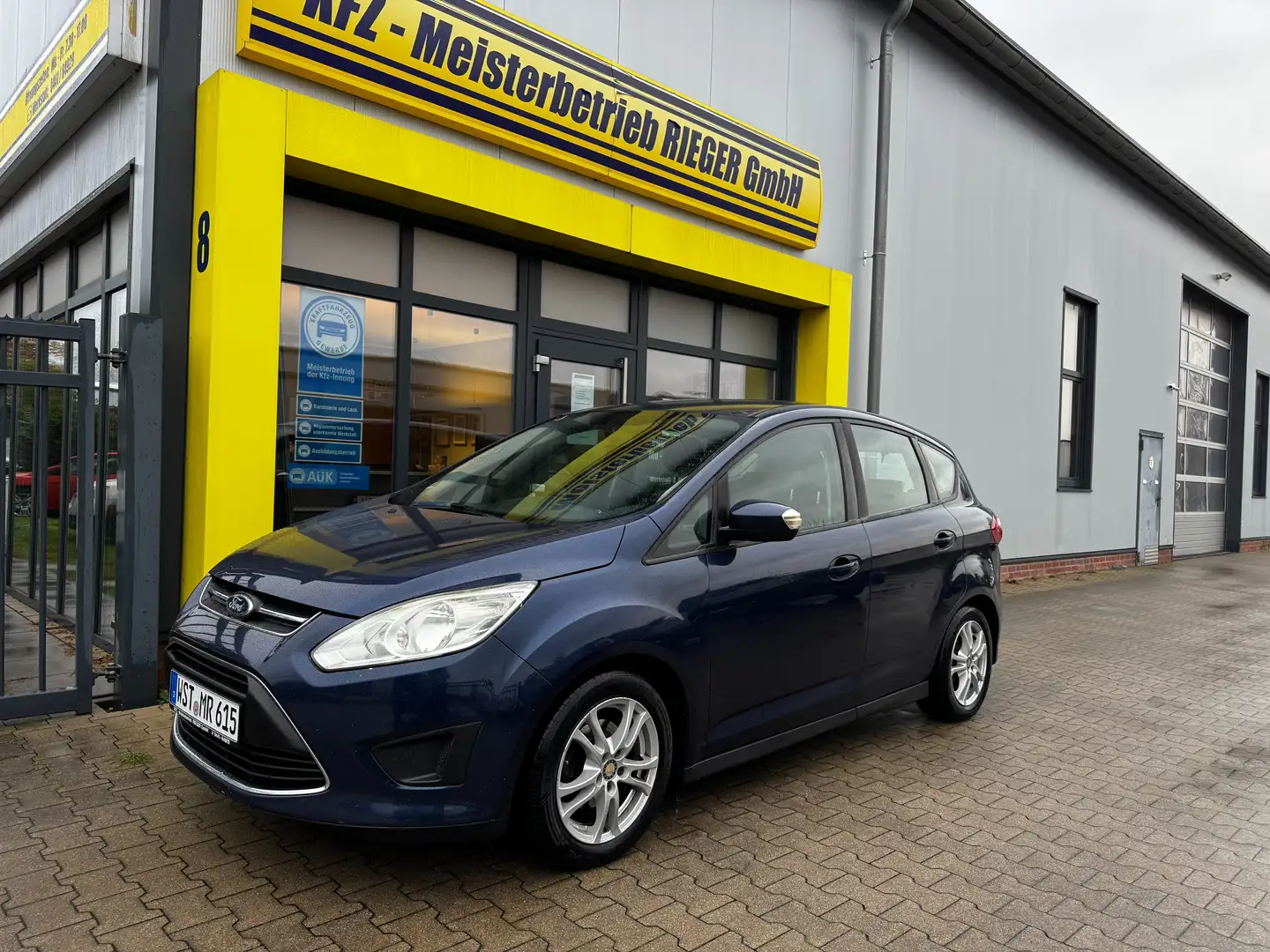 Ford C-Max C-Max Diesel 1.6 TDCi Titanium Blau - 1