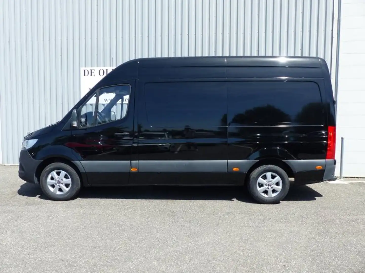 Mercedes-Benz Sprinter 316 CDI 37 3T5 First Propulsion Lourd 7G-Tronic Pl Noir - 2