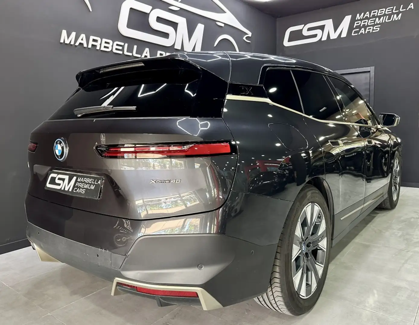 BMW iX xDrive 40 Gris - 2
