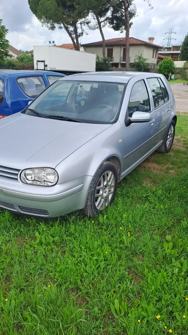 Volkswagen Golf Golf IV 1997 5p 1.6 Highline 105cv Grigio - 1