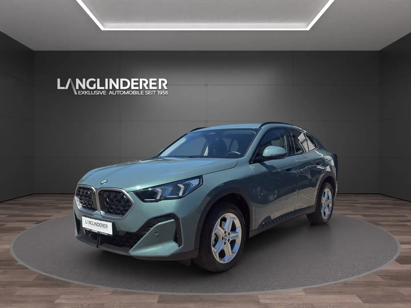 BMW X2 sDrive18d  PremiumPaket NP 52.319,- DAB LED Grün - 1