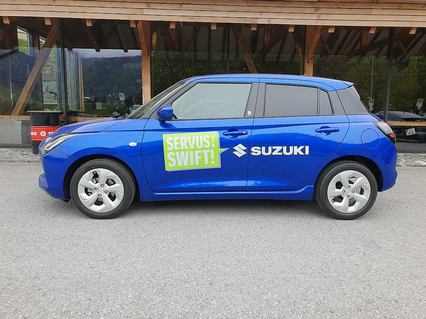 Suzuki Swift 1,2 Hybrid Shine Blau - 2