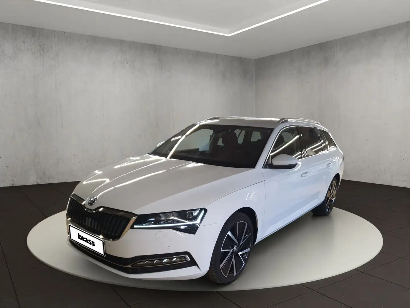 Skoda Superb Combi Style Weiß - 1