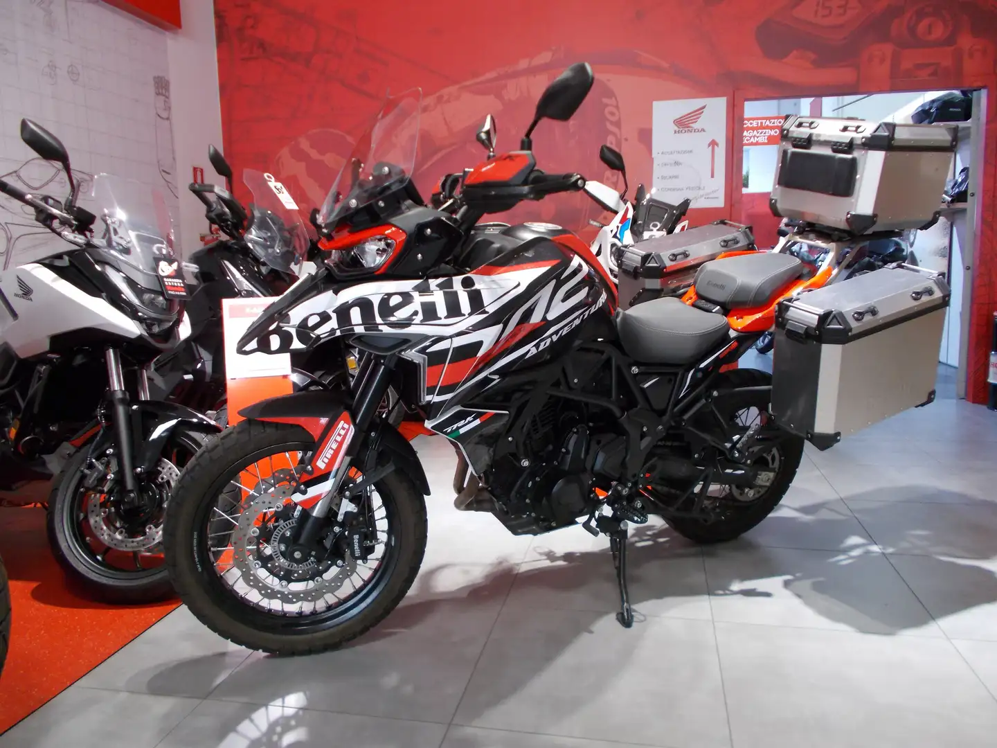 Benelli TRK 702 X - 1