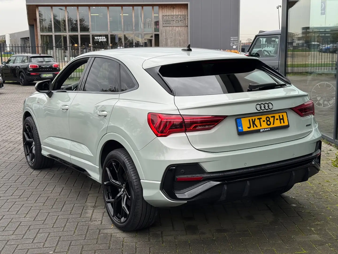 Audi Q3 Sportback 45 TFSI quattro S-Line * Keyless * Matri Grau - 2