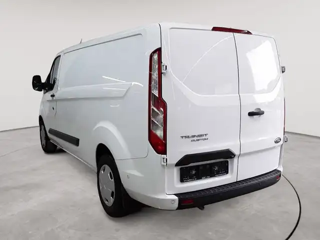 Ford Transit view 5