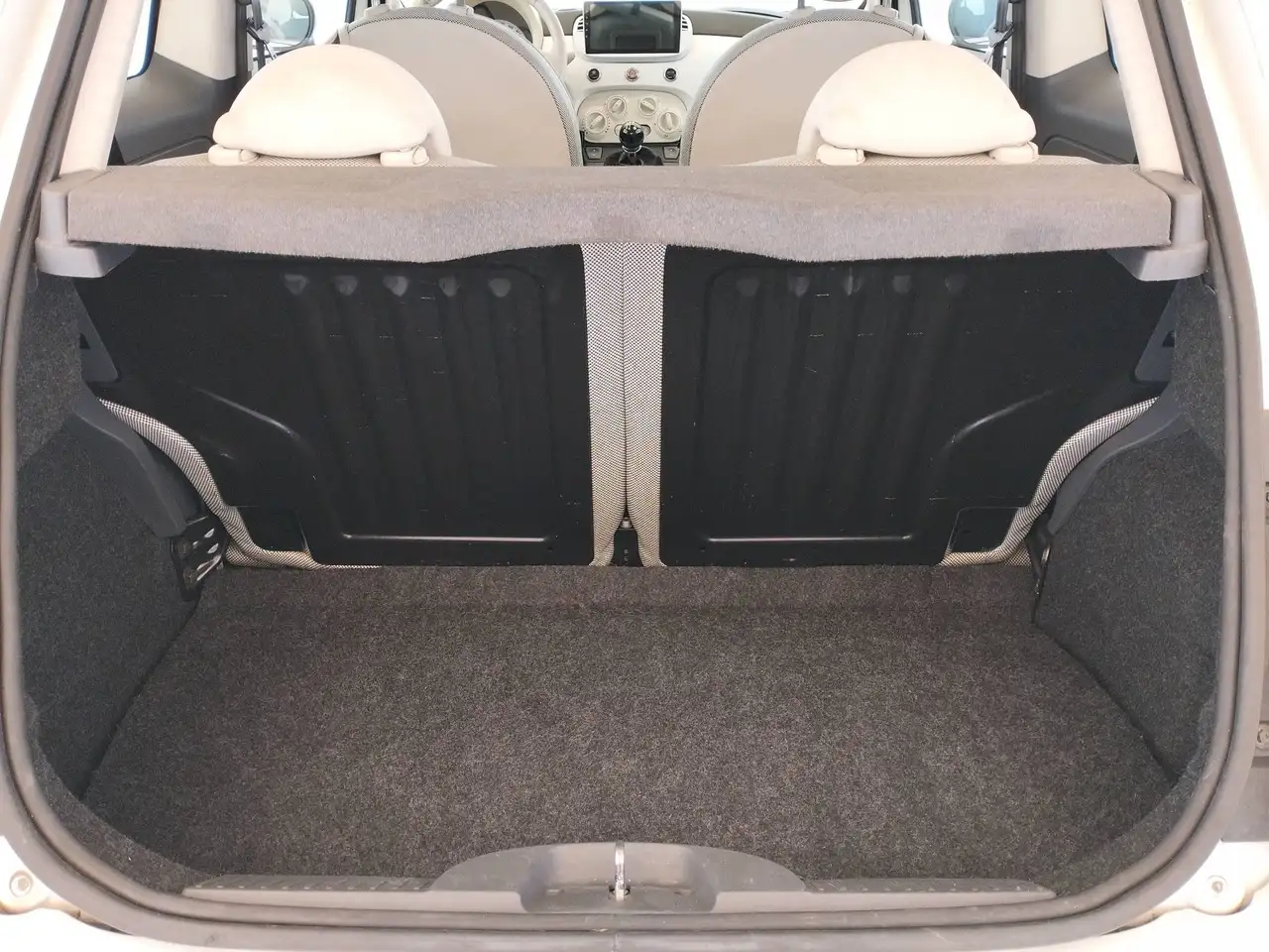 2010 Fiat 500 1.2 Lounge 69cv - TETTO PANORAMICO - NEOPATENTATI, photograph 11