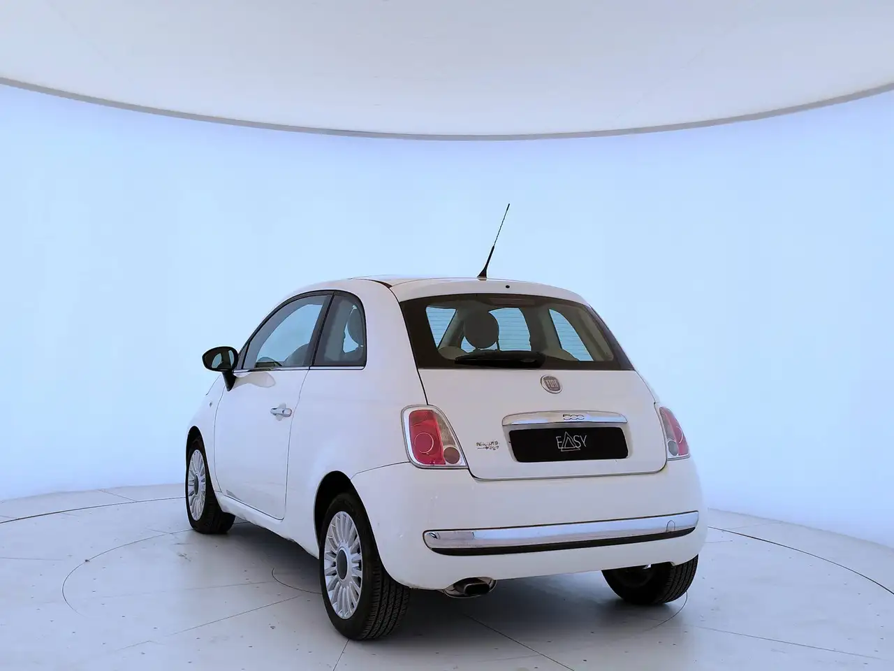 2010 Fiat 500 1.2 Lounge 69cv - TETTO PANORAMICO - NEOPATENTATI, photograph 6