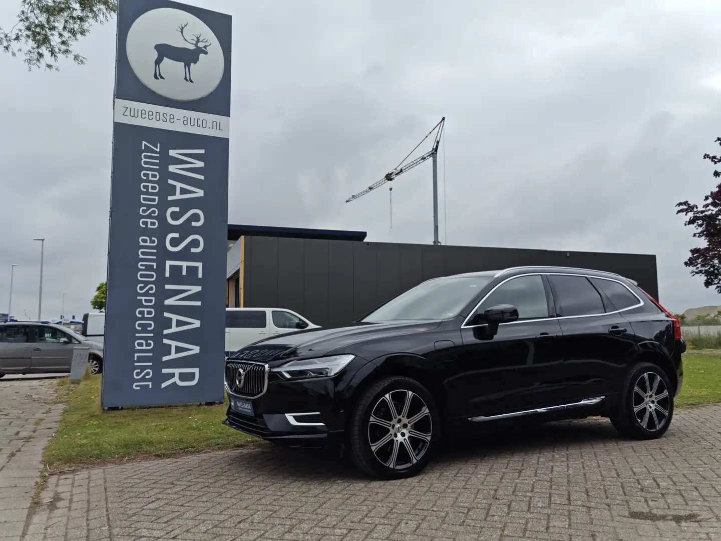 Volvo XC60 T8 Twin Engine AWD Inscription | Rijklaarprijs | M Schwarz - 1
