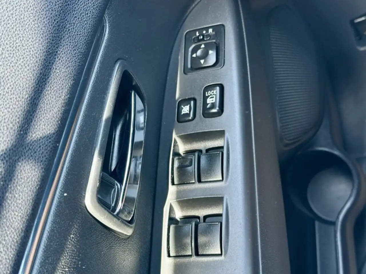 Mitsubishi RVR снимка Mitsubishi RVR