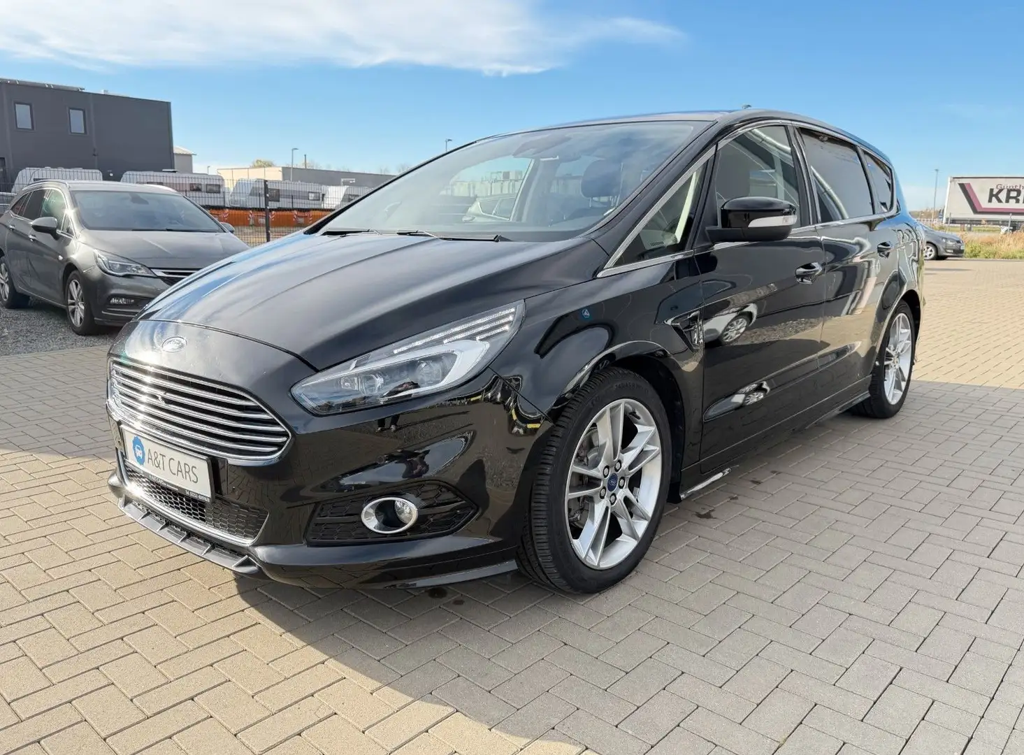 Ford S-Max S-MAX Titanium/7-Sitzer/2. Hand/LED Scheinwerfer Schwarz - 2