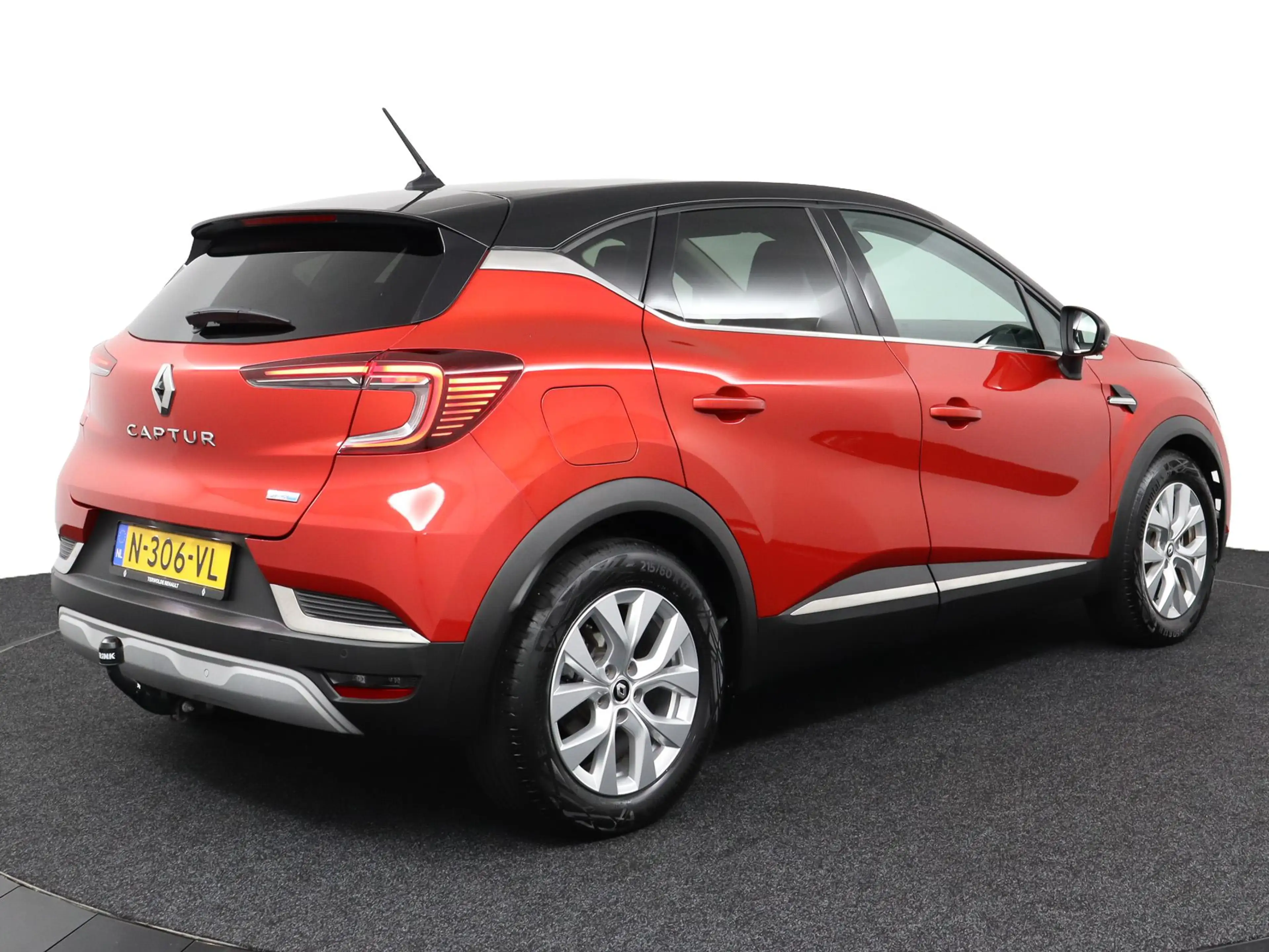 Renault Captur 1.6 E-Tech Hybrid 145 Intens Apple Carplay/Android — photo 5
