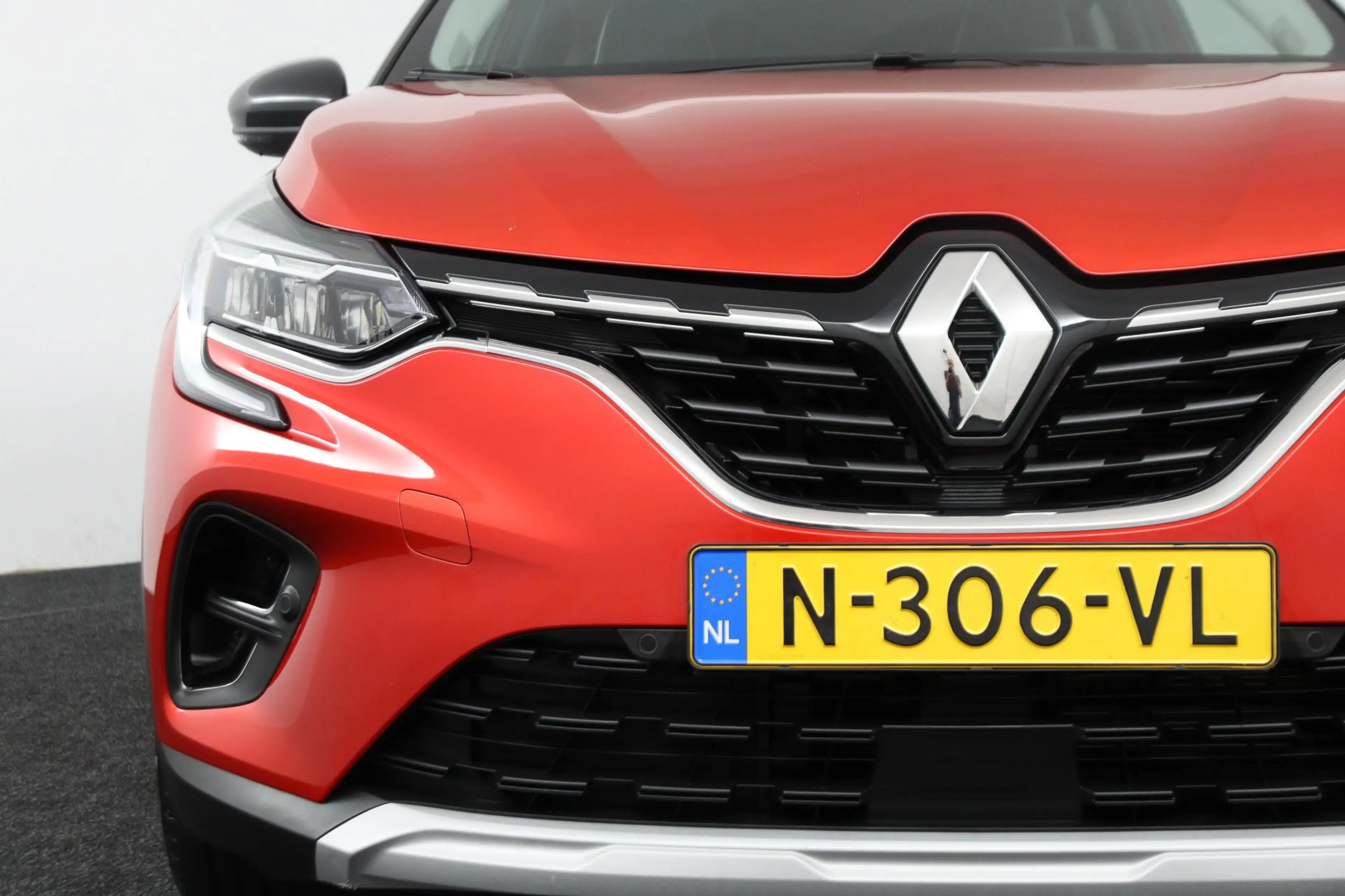 Renault Captur 1.6 E-Tech Hybrid 145 Intens Apple Carplay/Android — photo 11