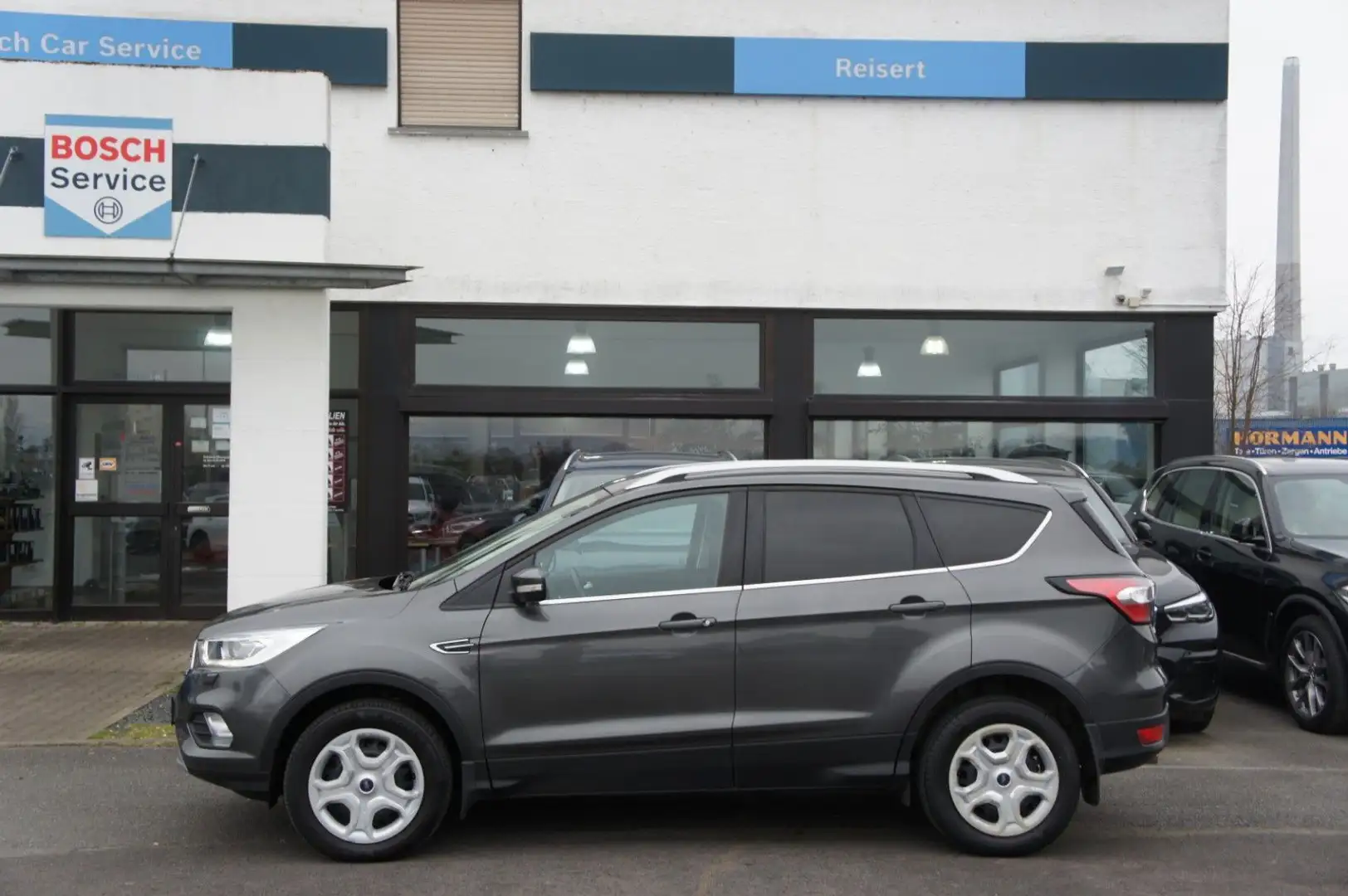 Ford Kuga KUGA*C&C*6G-PowerShift*4x4*AHK*WINTERPAKET*8fach Grau - 2