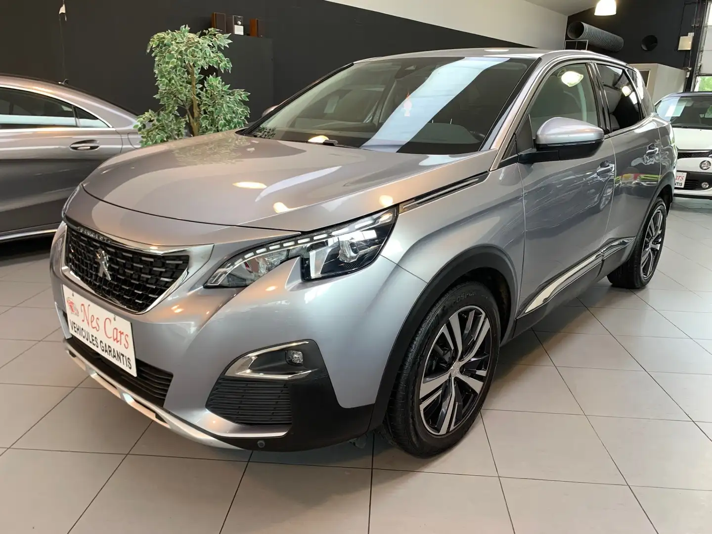 Peugeot 3008 1.2 AUTO, ALLURE, GPS, GARANTIE 1AN Gris - 2