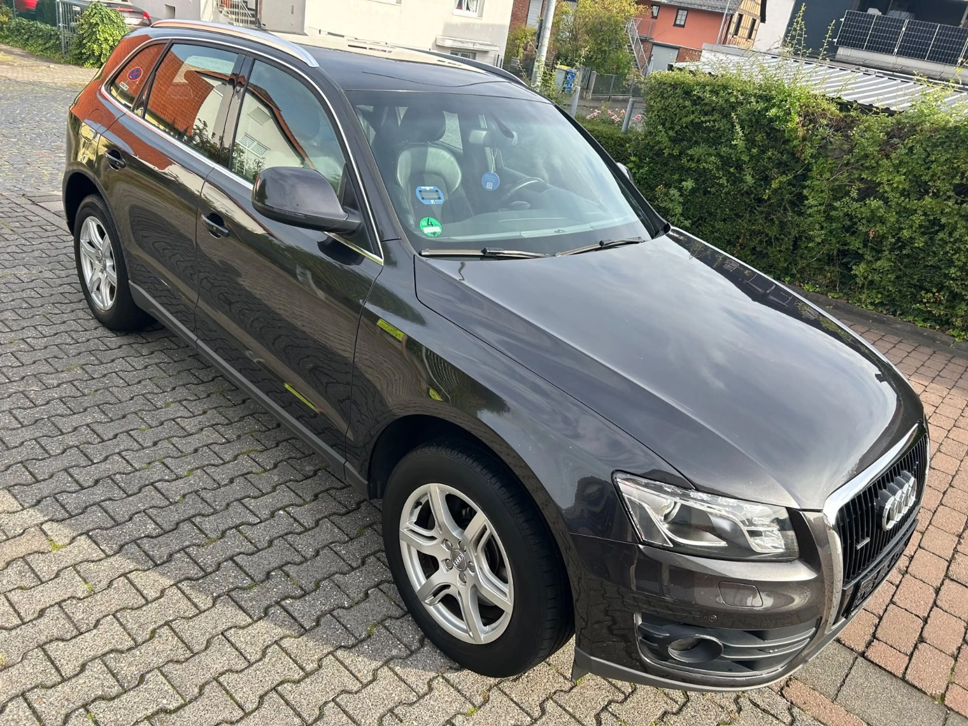 Audi Q5 3.2 FSI*Quattro*Navi*Xenon*Leder*AHK* — photo 6