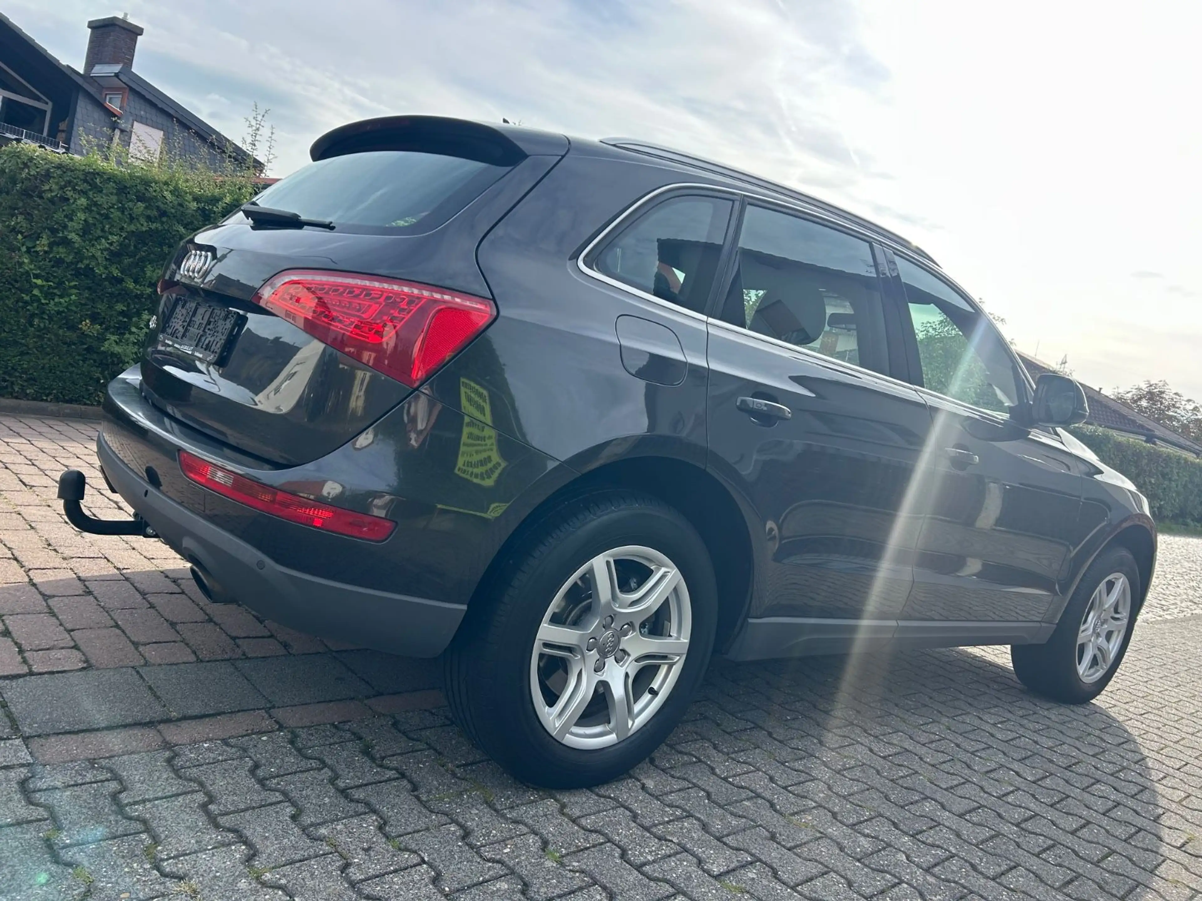 Audi Q5 3.2 FSI*Quattro*Navi*Xenon*Leder*AHK* — photo 7
