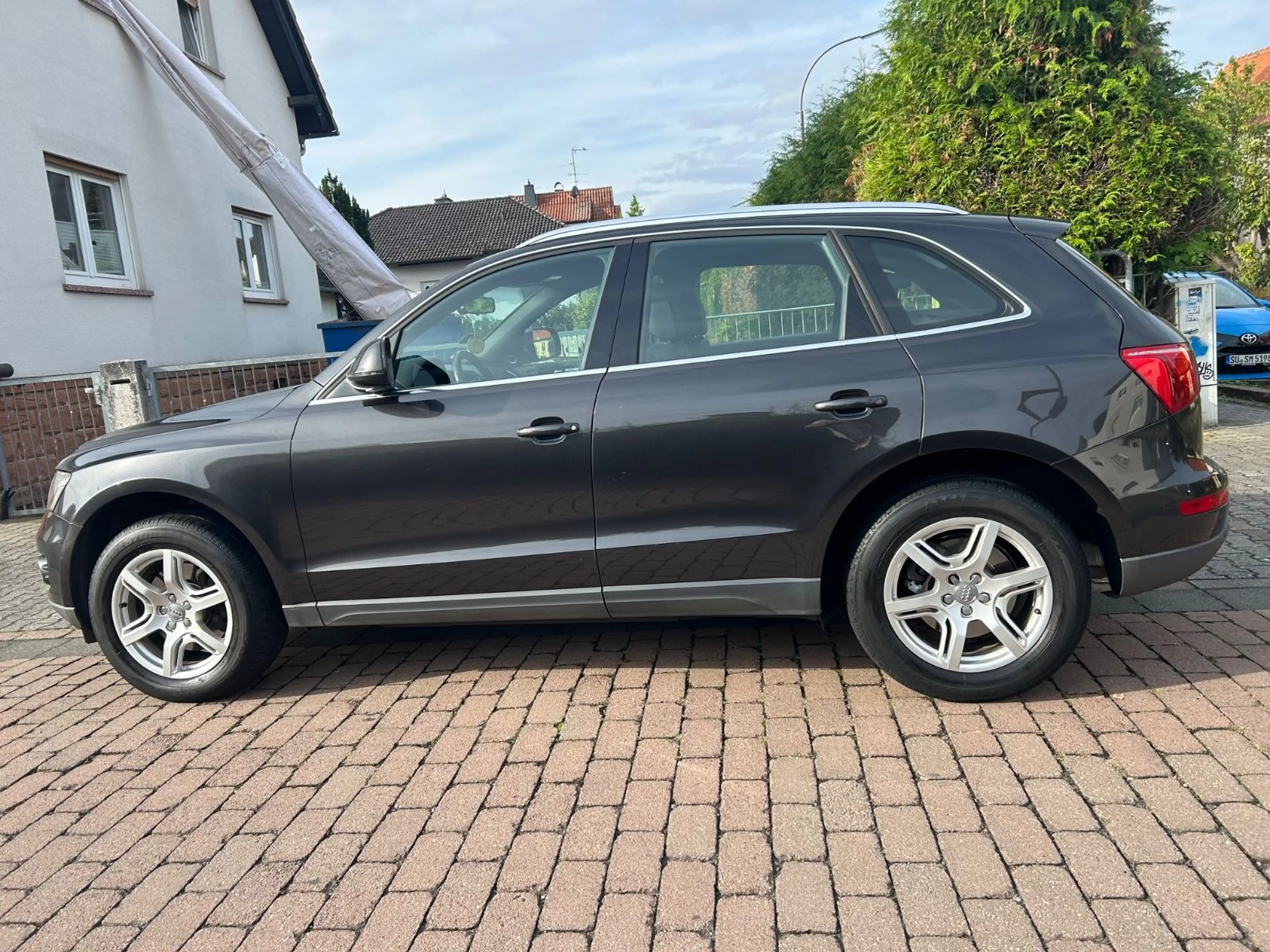 Audi Q5 3.2 FSI*Quattro*Navi*Xenon*Leder*AHK* — photo 5