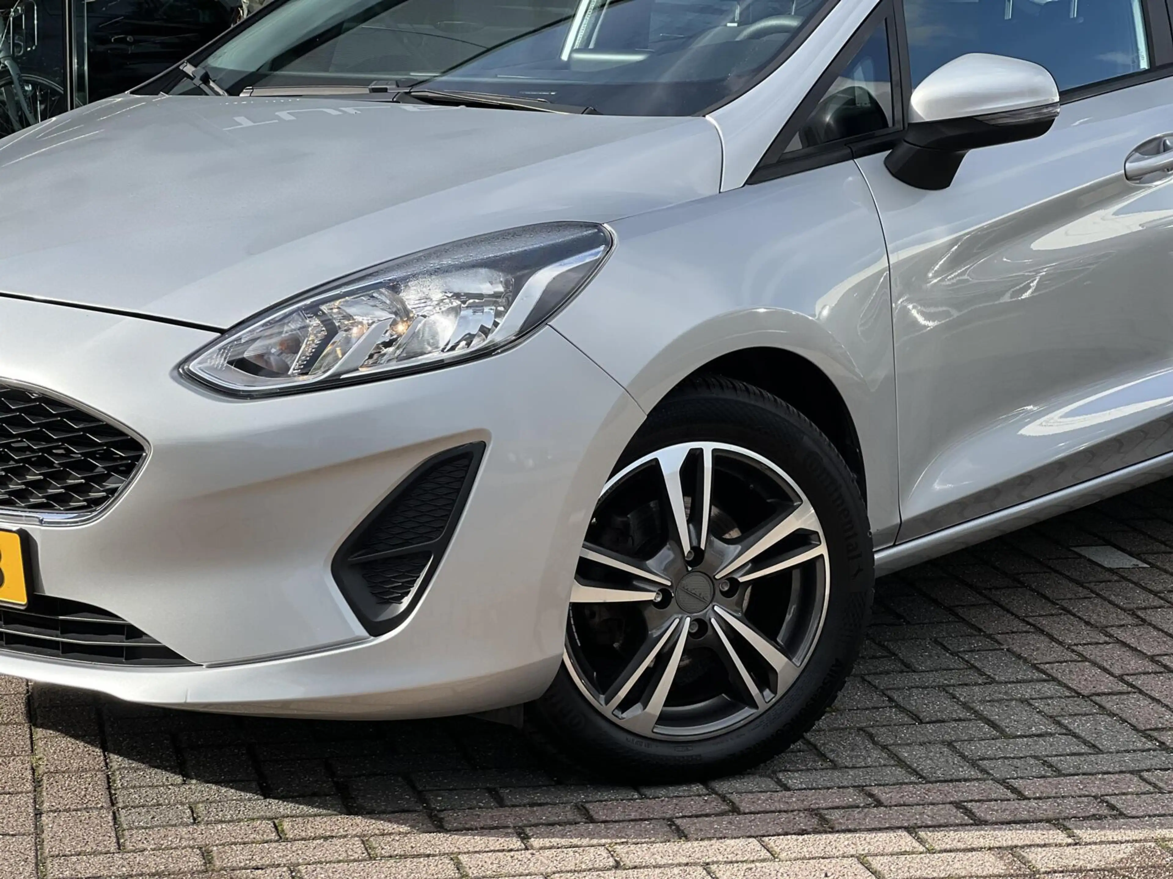 Ford Fiesta 1.1 Trend Airco cruise Navi AllSeason NAP — photo 4