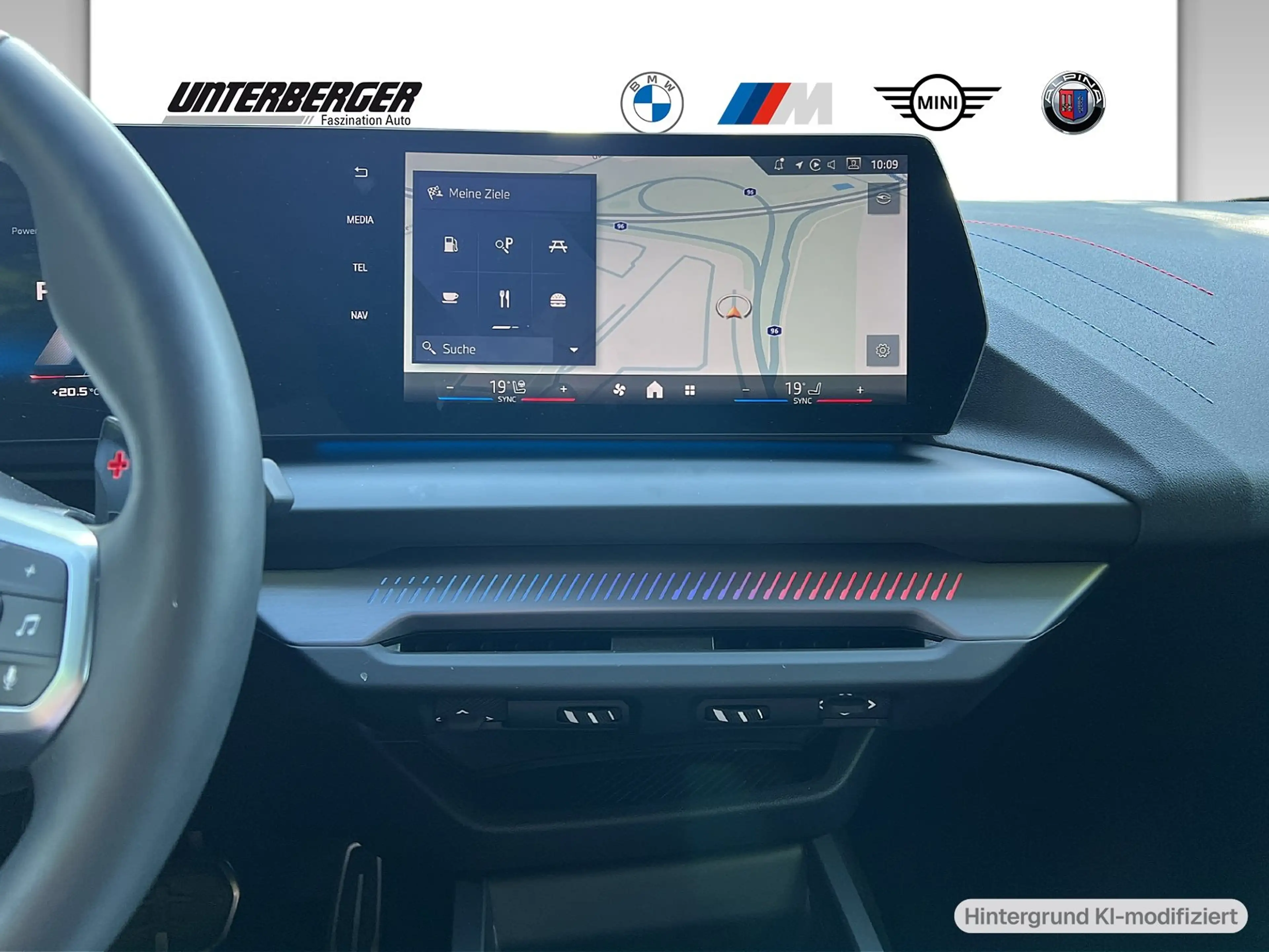 BMW 135 M135 xDrive Hatch — photo 8