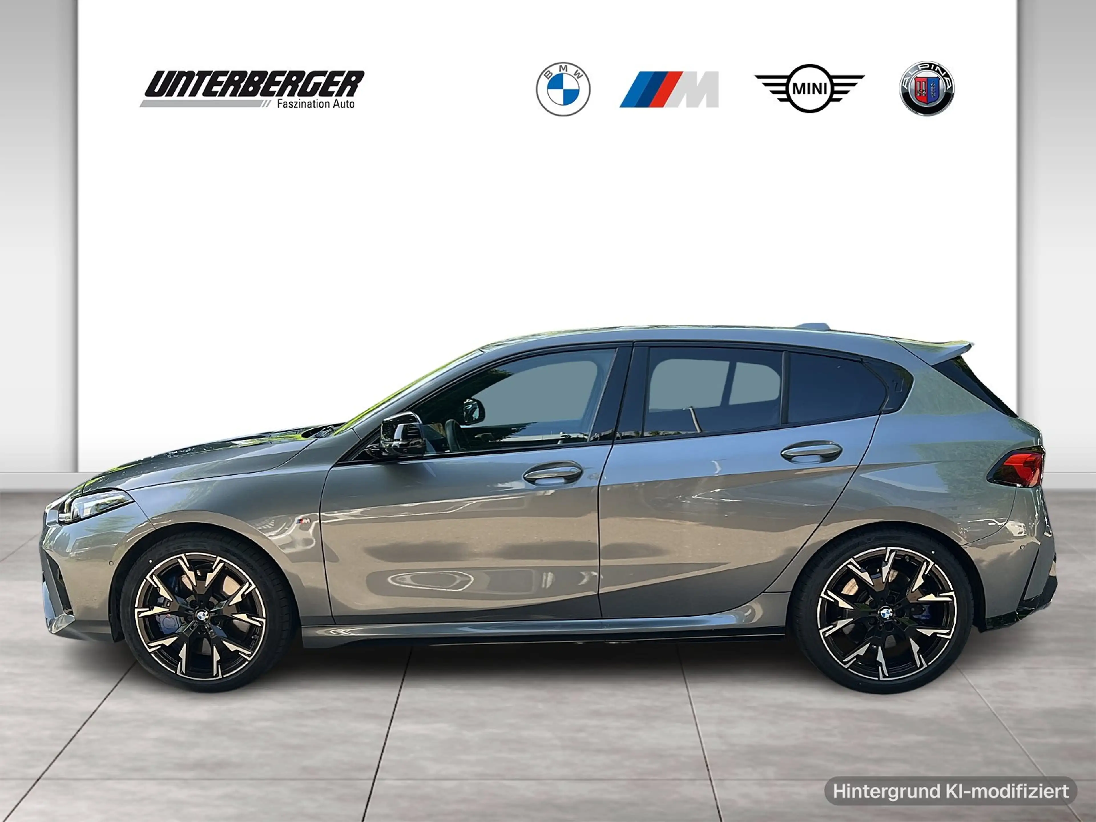 BMW 135 M135 xDrive Hatch — photo 3