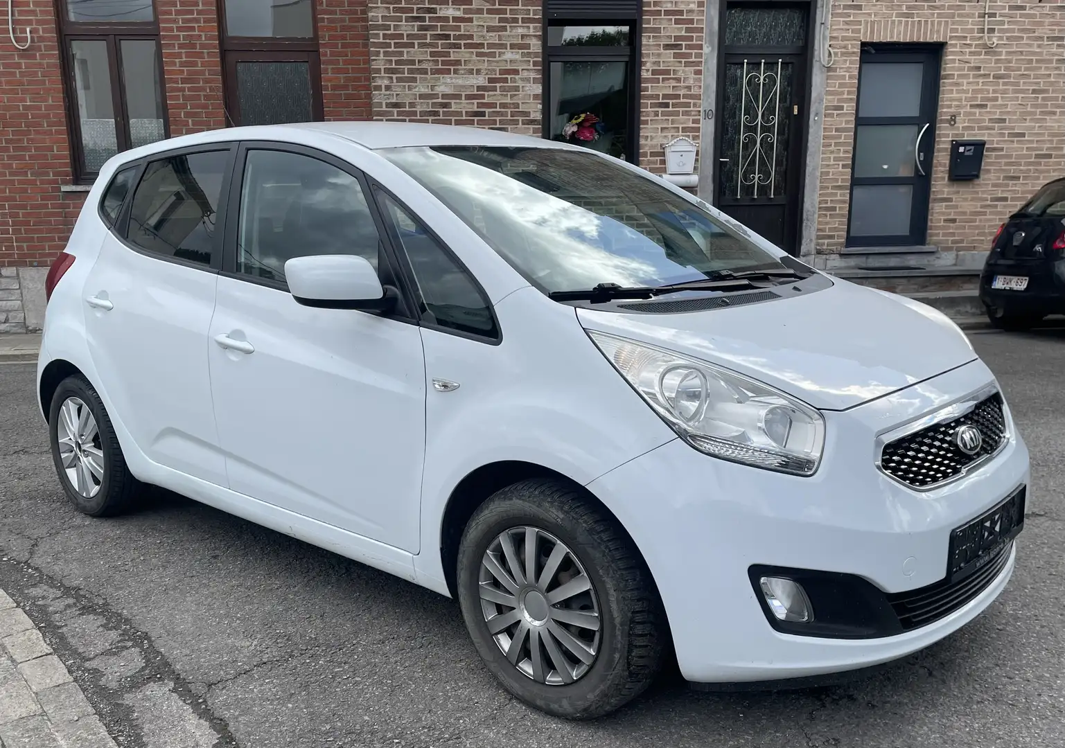 Kia Venga 1.4 CRDi Lounge ISG EcoDynamics - 2