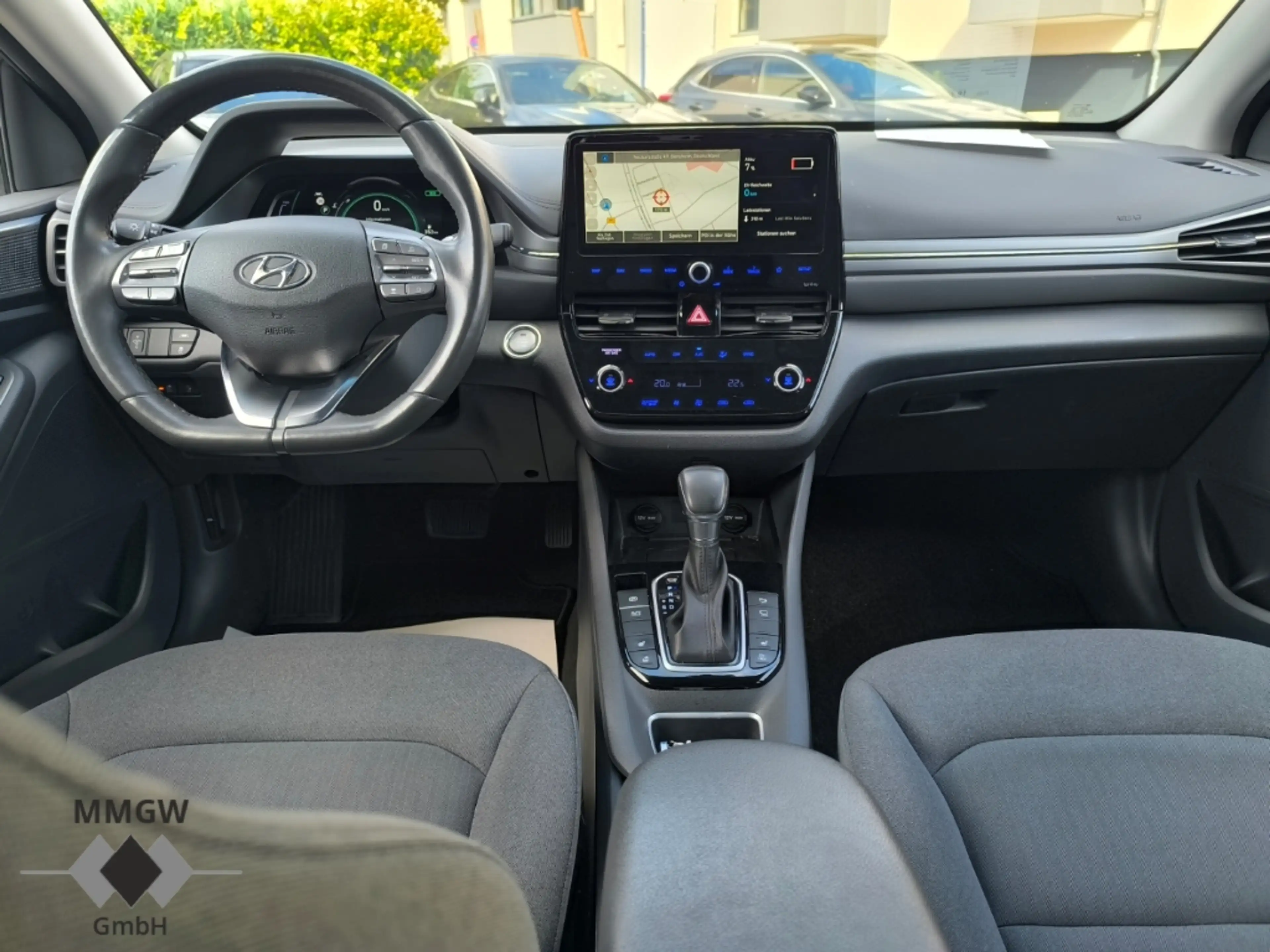 Hyundai IONIQ Style Plug-In Hybrid Navi/Soundsyst/LED/ACC/CarPla — photo 9