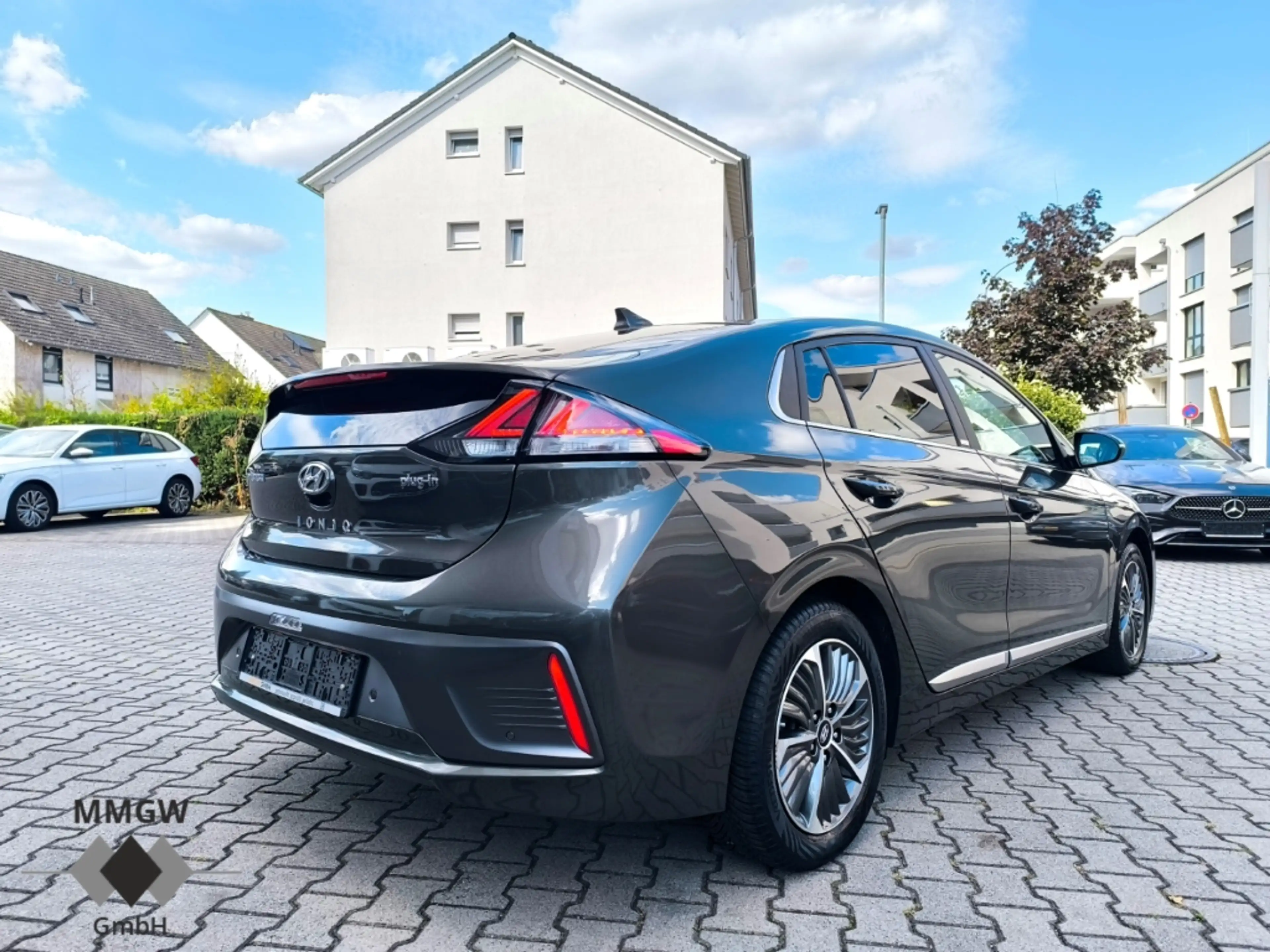 Hyundai IONIQ Style Plug-In Hybrid Navi/Soundsyst/LED/ACC/CarPla — photo 4