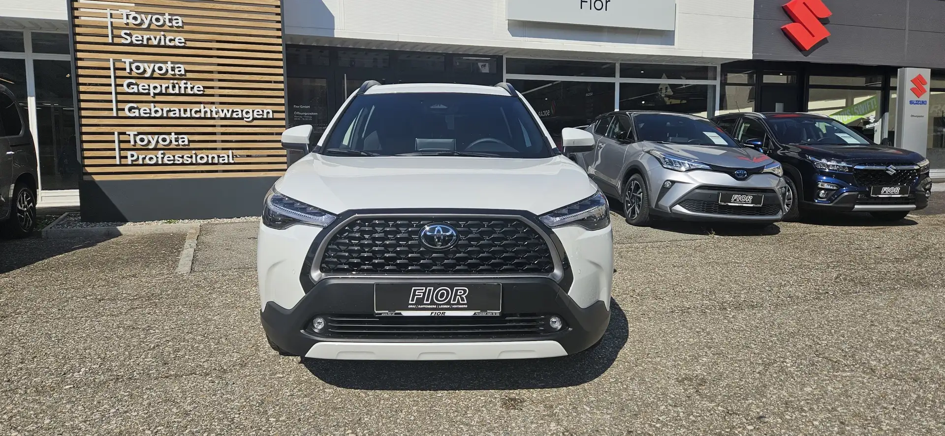 Toyota Corolla Cross XG10 AWD Active Drive Weiß - 2